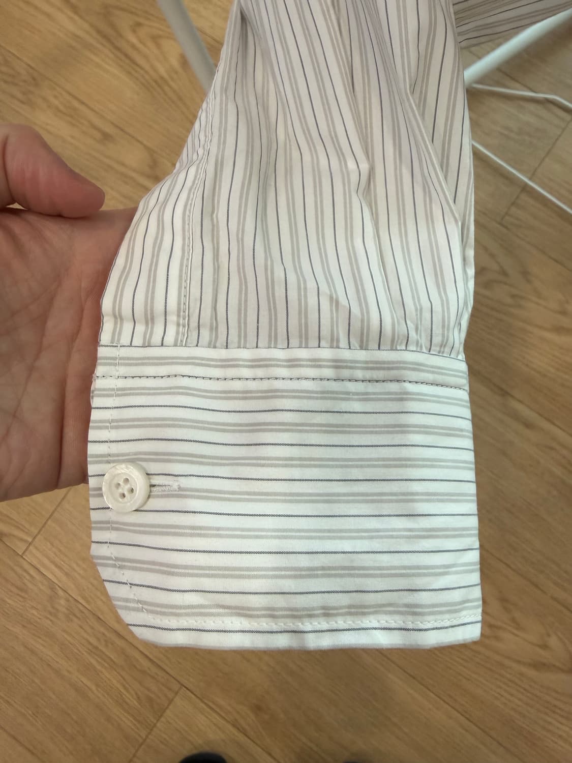 아크네 스튜디오 스트라이프 셔츠 상품이미지7