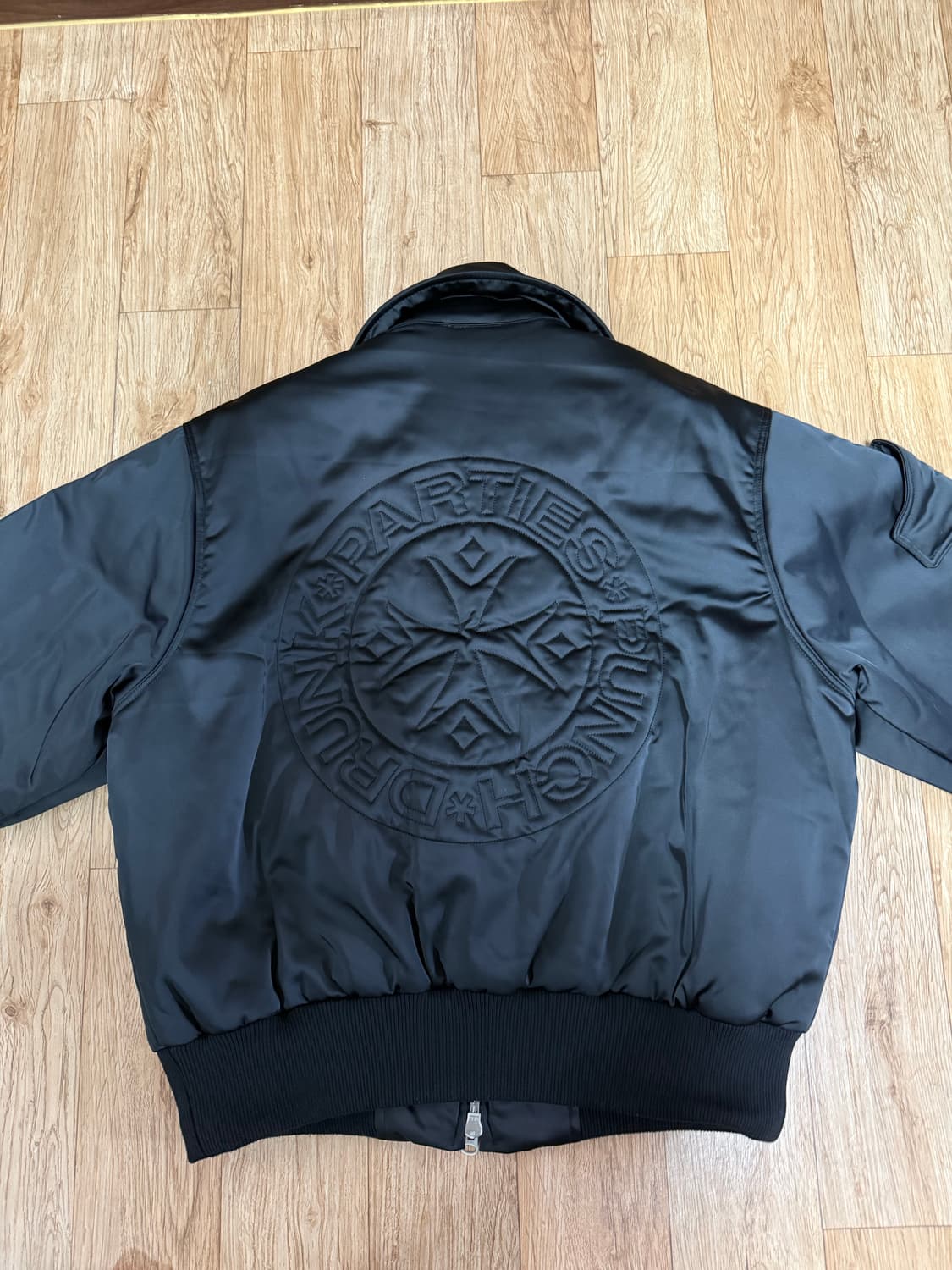 펀치드렁크파티즈 PARTIES CALLING CWU Flight Jack 상품이미지3