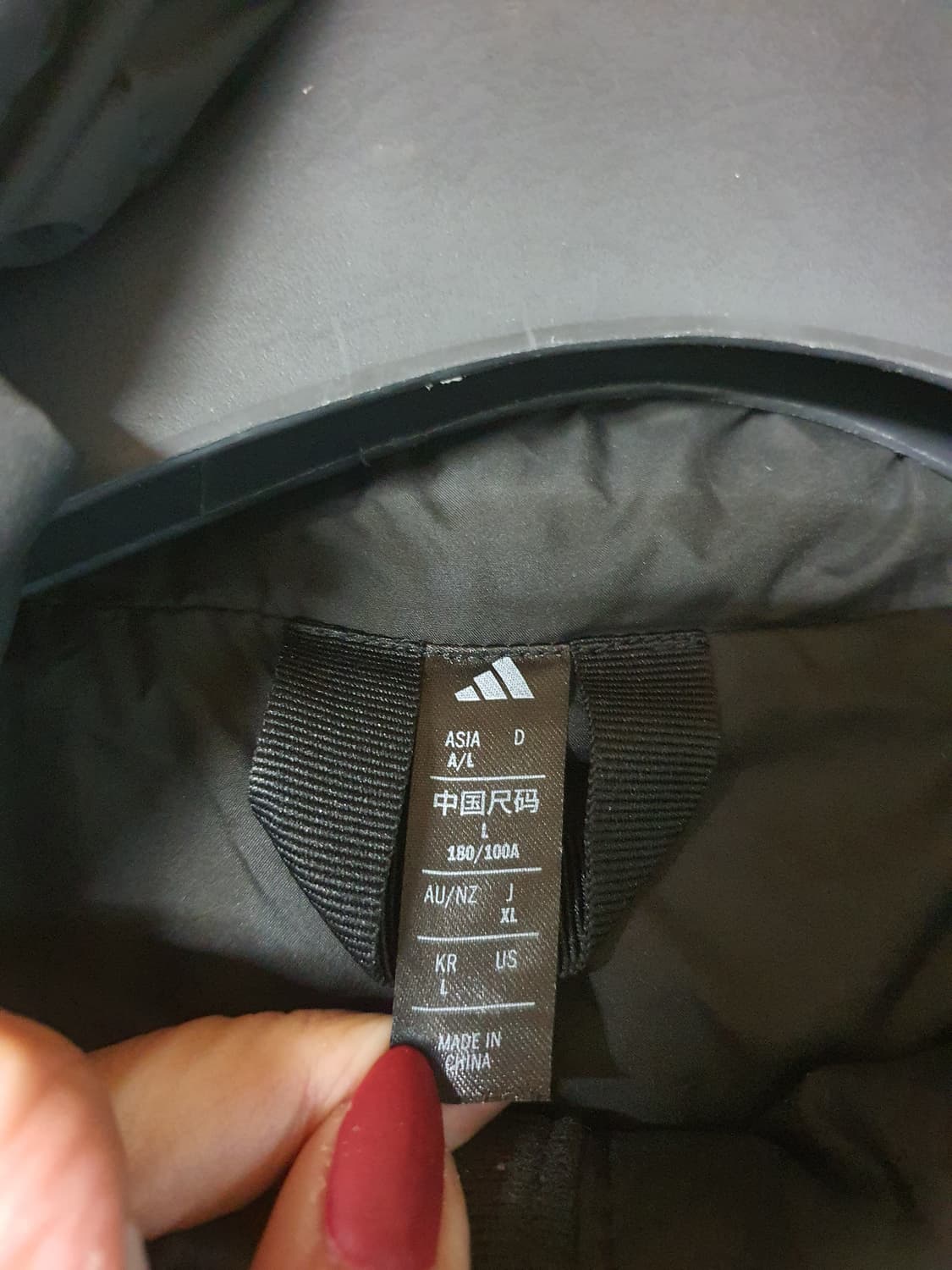 아디다스 블랙 패딩 상품이미지2