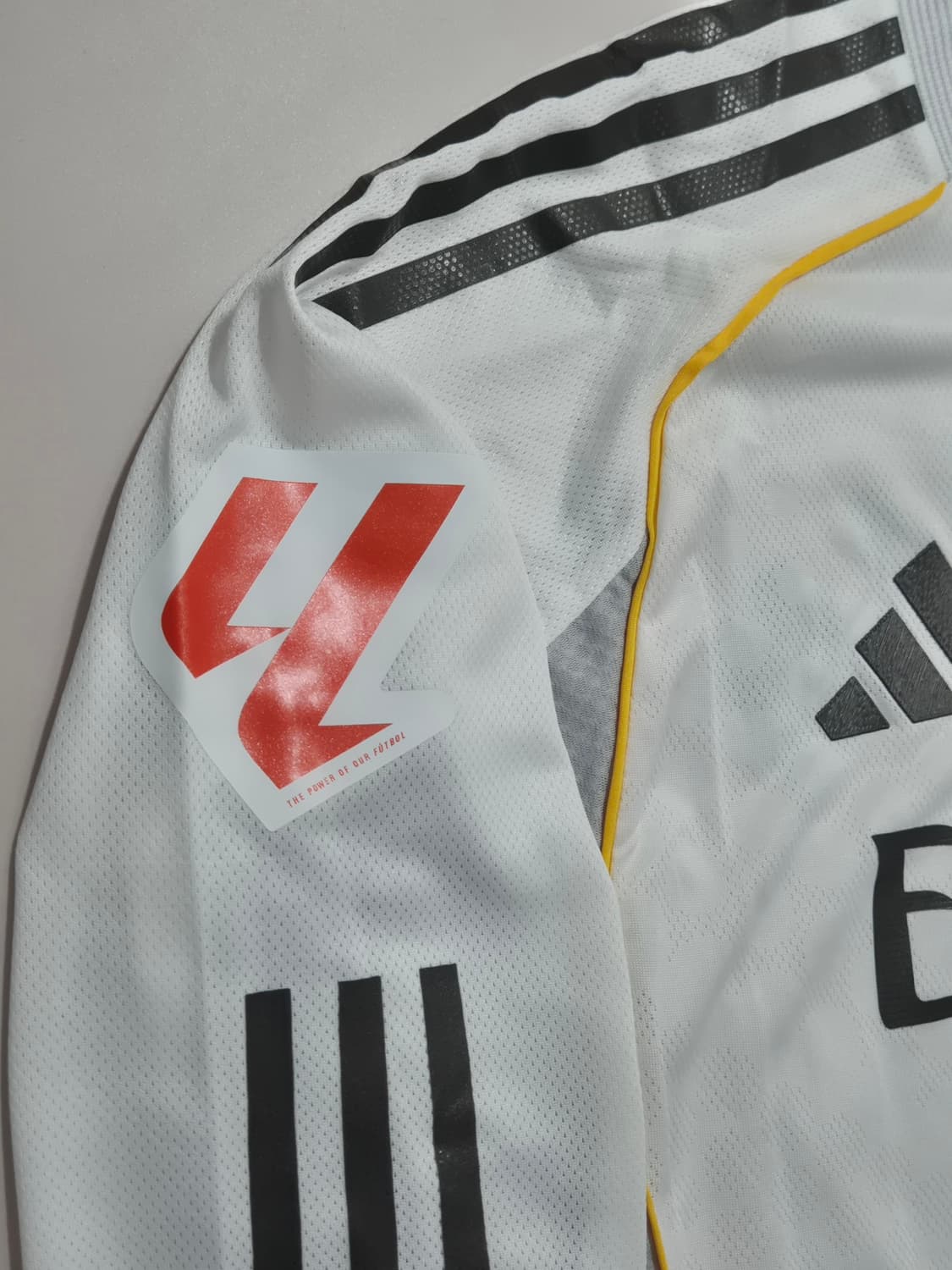 25-26 레알마드리드 홈킷 주드 벨링엄 긴팔유니폼 XL 상품이미지5