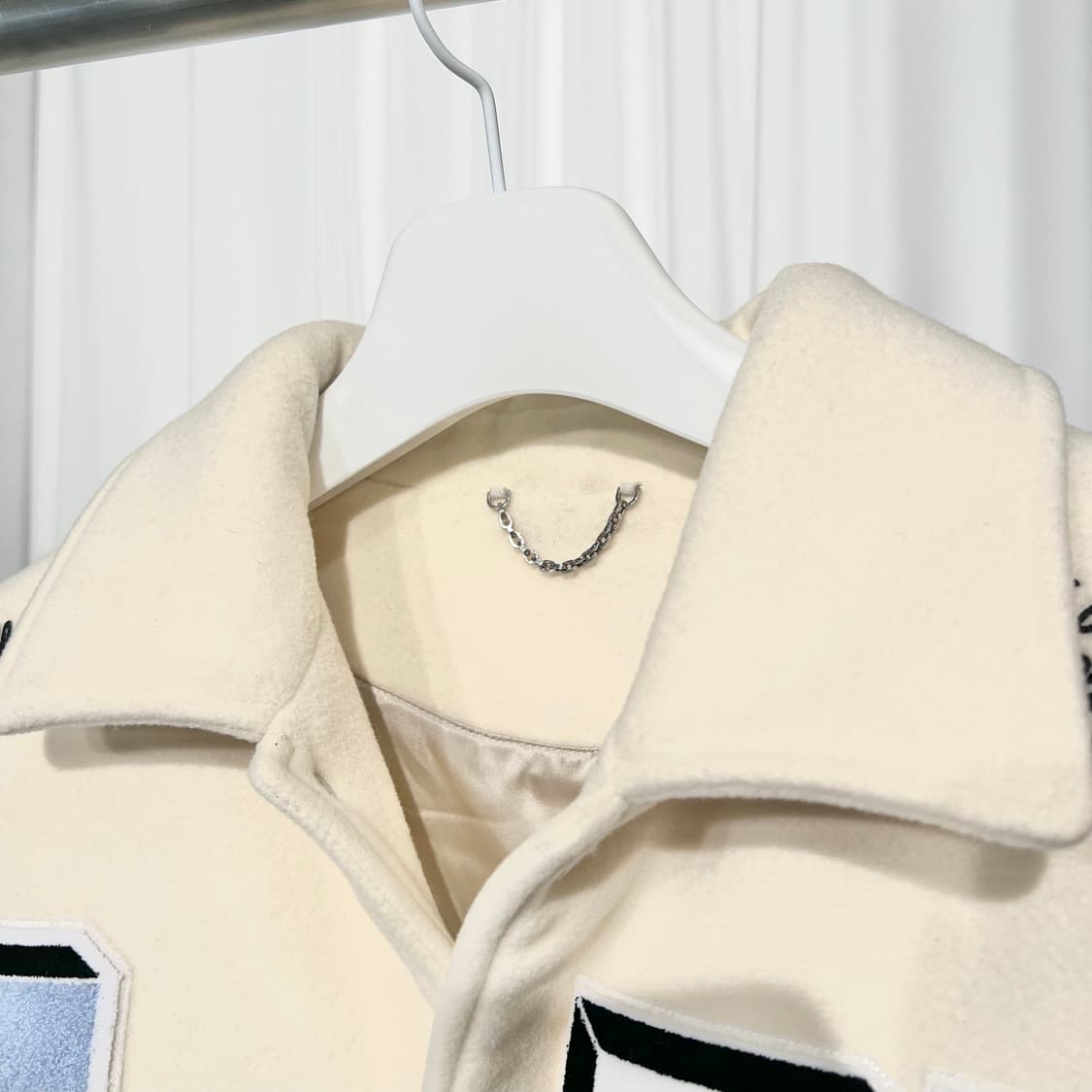 (50)루이비통 크림 바시티 자켓 상품이미지6