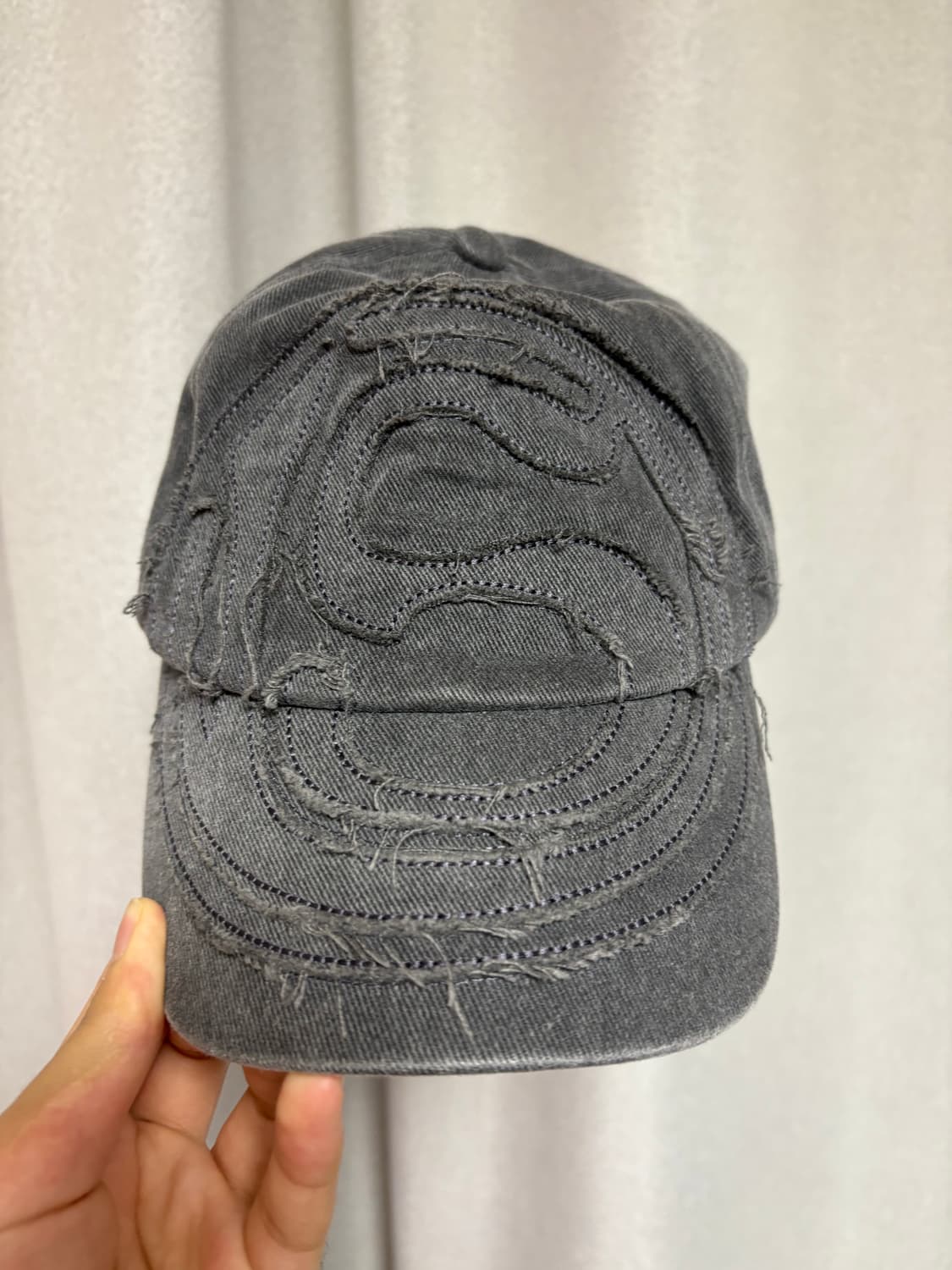로어즈 Haze Distressed Cap - Charcoal 상품이미지2