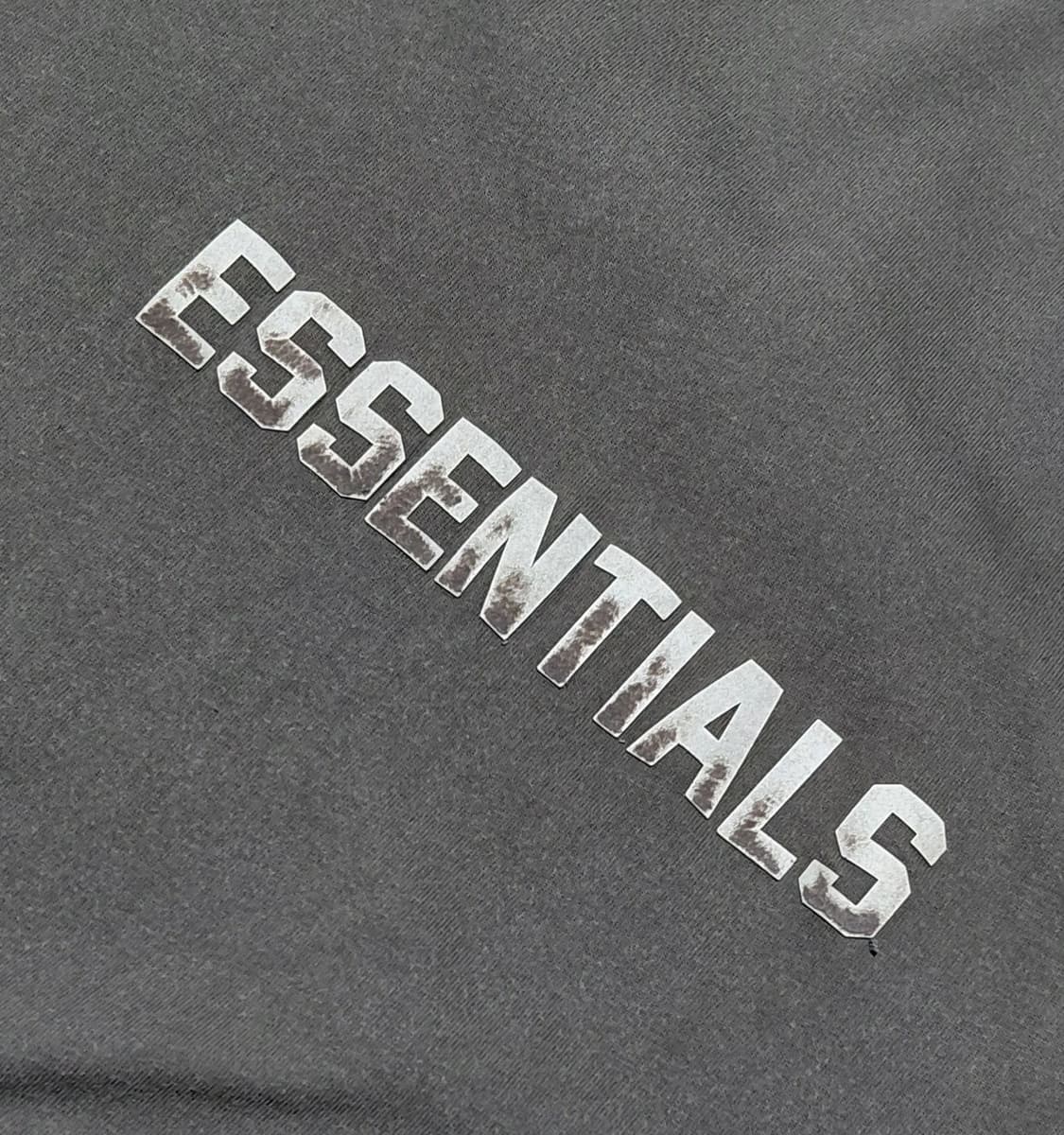 [L] 피어 오브 갓 에센셜 21SS 릴렉스드 로고 티셔츠 차콜 상품이미지5