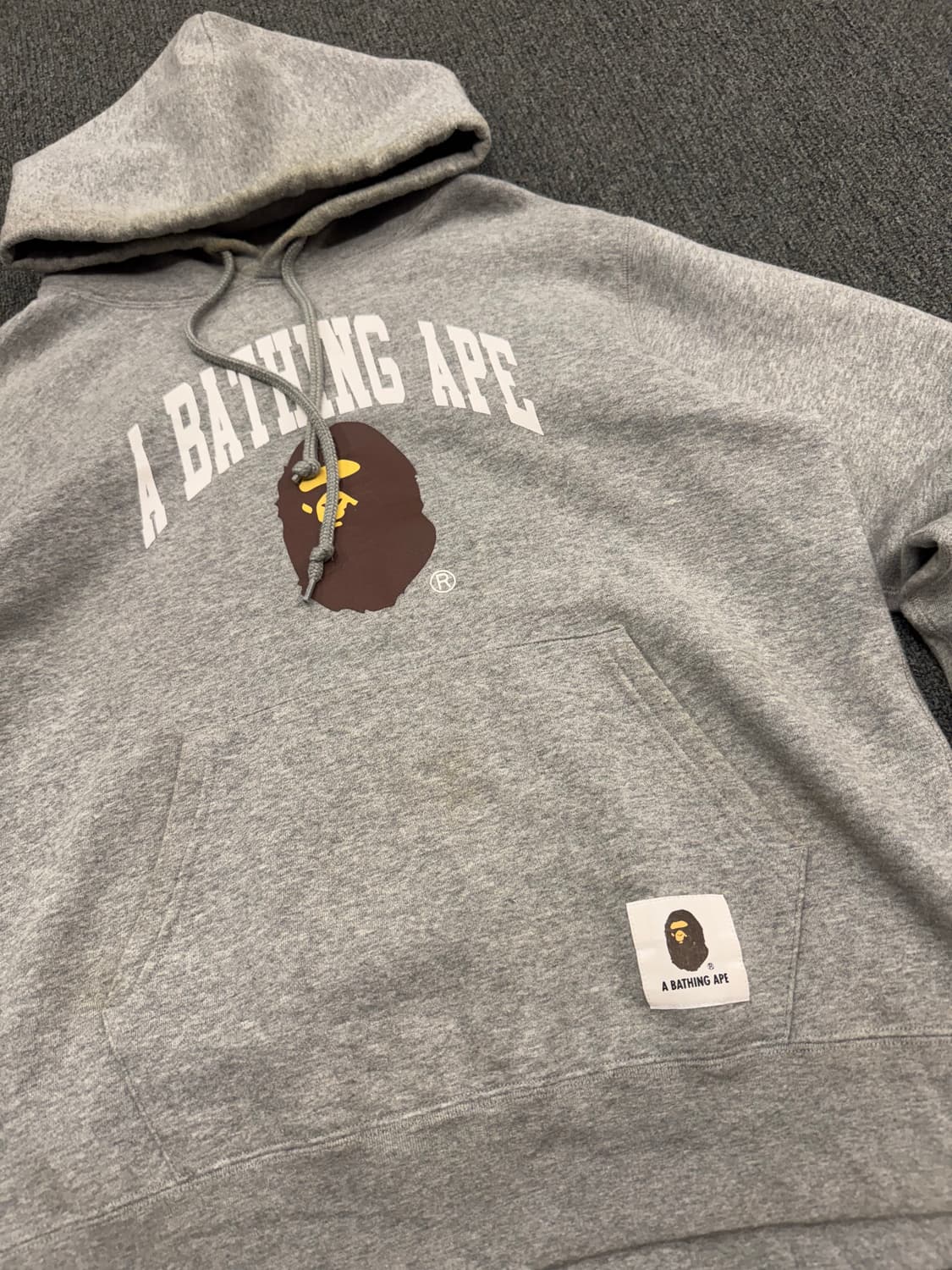 XL)베이프 빈티지 해피뉴이어 그레이 기모 후드티 상품이미지2