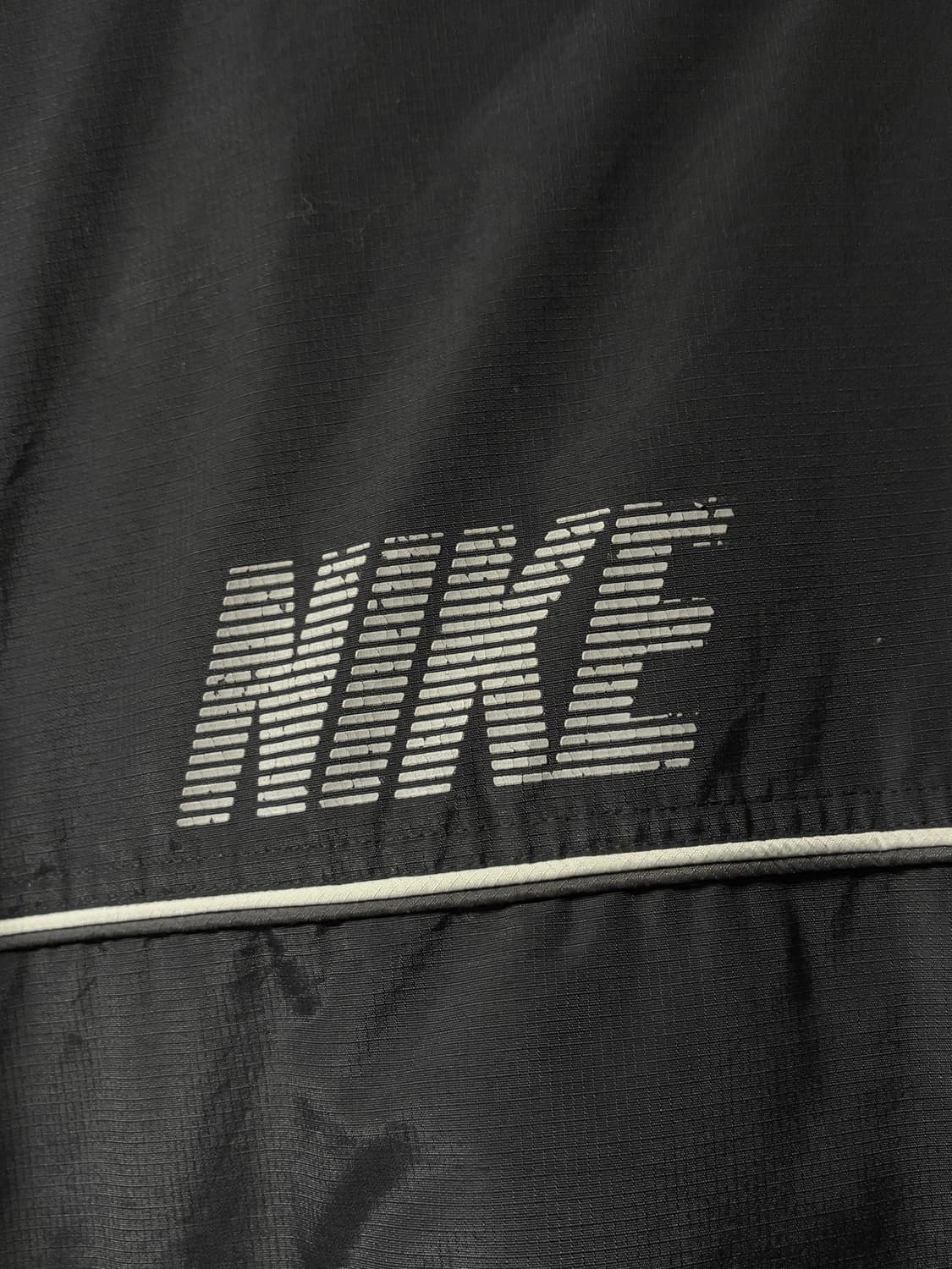 나이키 올드스쿨 바람막이 상품이미지3