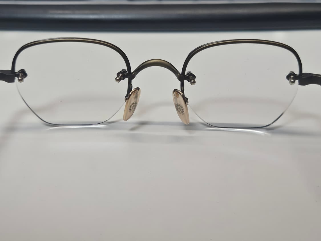 크롬하츠 프로스티드 반무테 안경 SND/CLB (S급) 상품이미지9