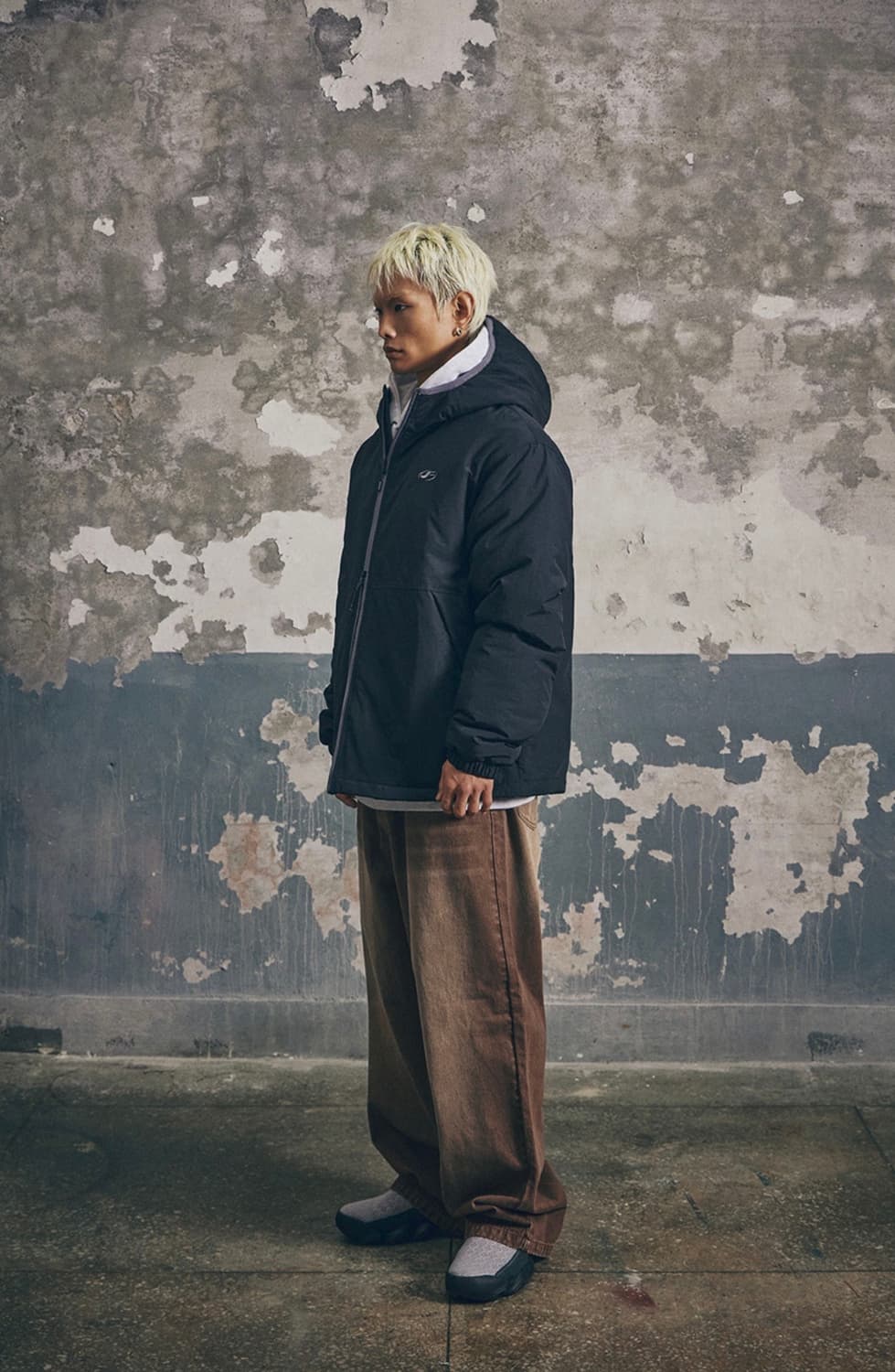 L) 필루미네이트 오버핏 심볼 로고 후드 패딩 블랙 상품이미지6