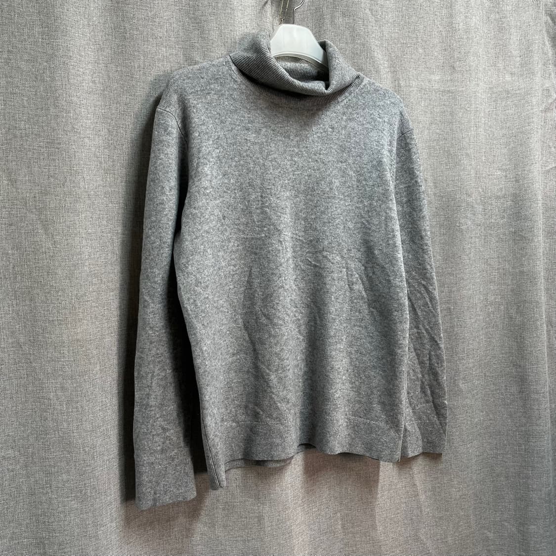 [XL] 유니클로 캐시미어 100% 터틀넥 긴팔 니트 상품이미지2