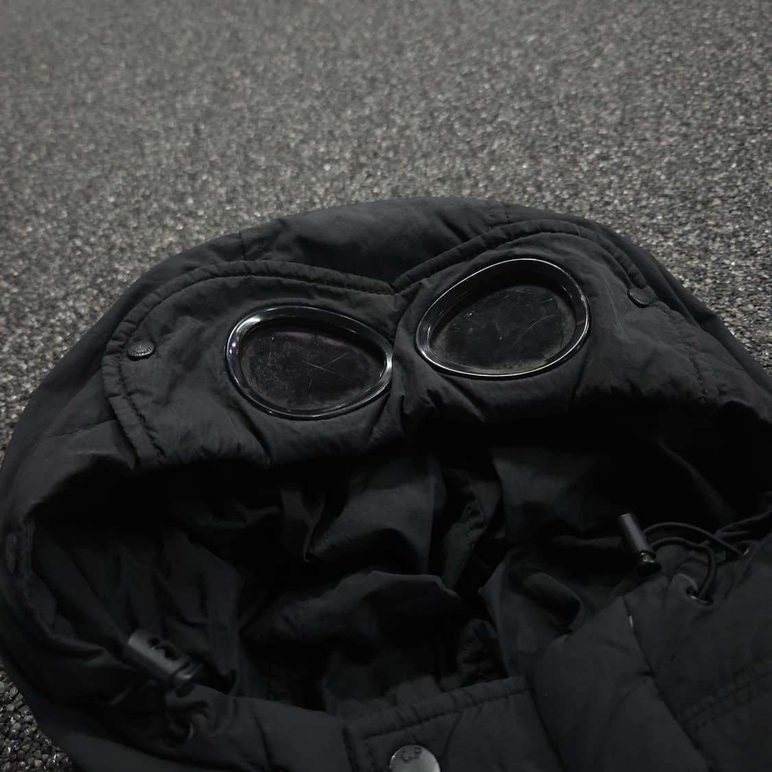 CP 컴퍼니 고글 후디 다운 푸퍼 패딩 (XL) 상품이미지3