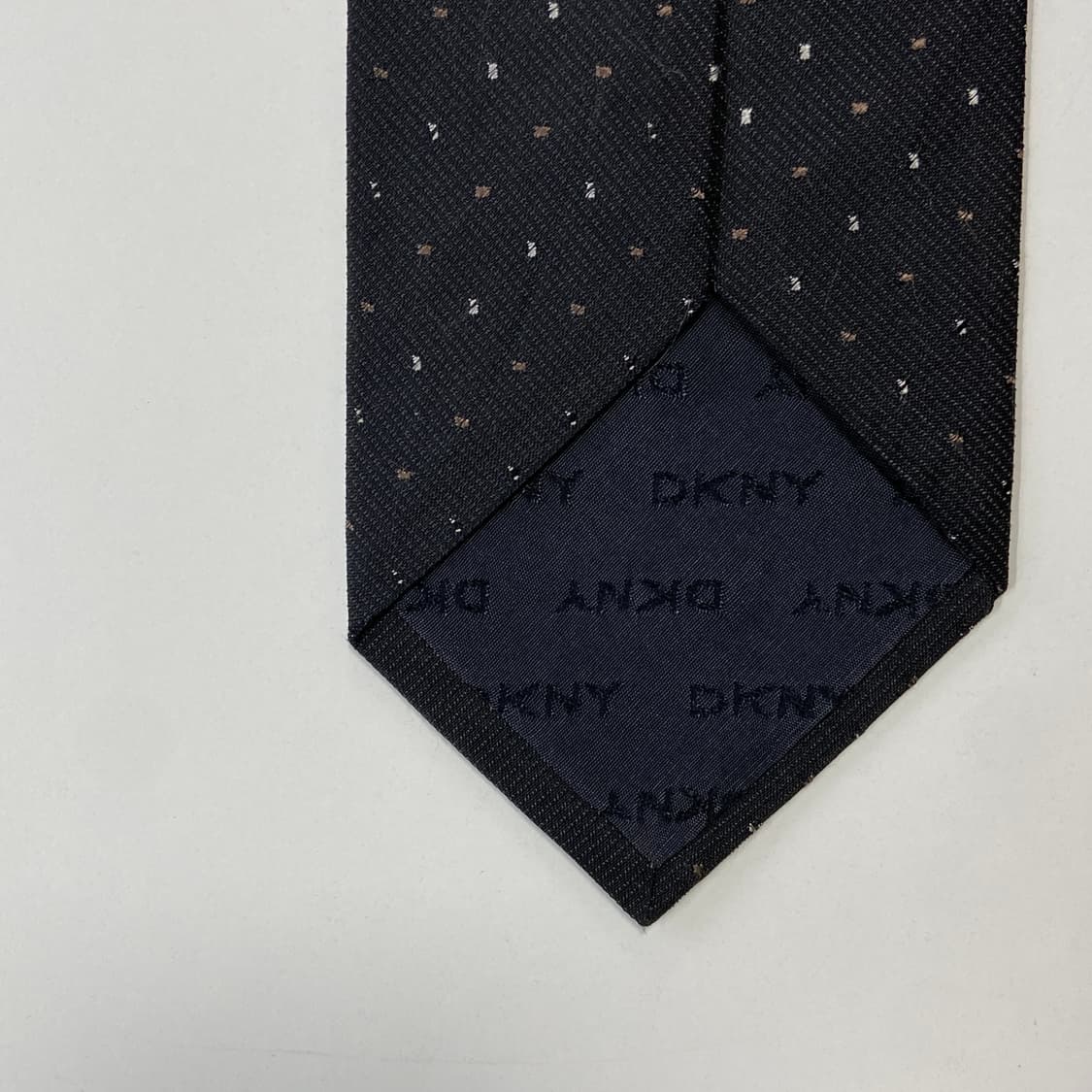  DKNY 명품 정품 블랙 넥타이 8.3cm 상품이미지7