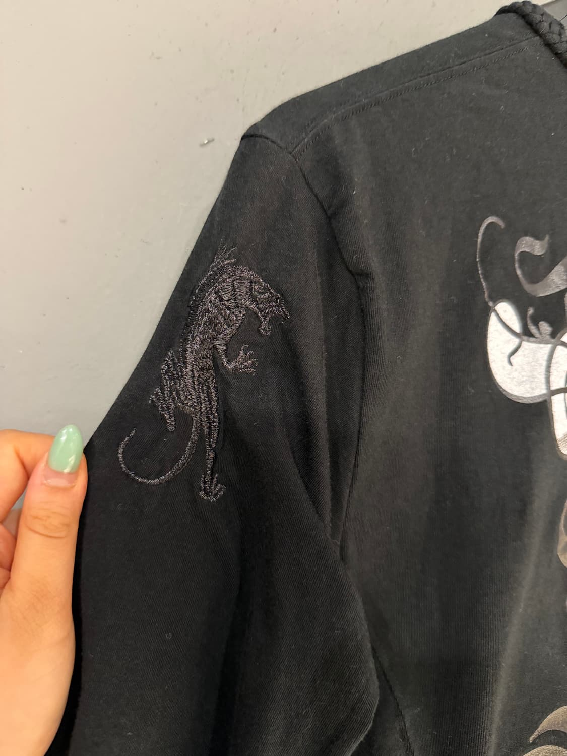 back printing v-neck sleeve top 상품이미지7