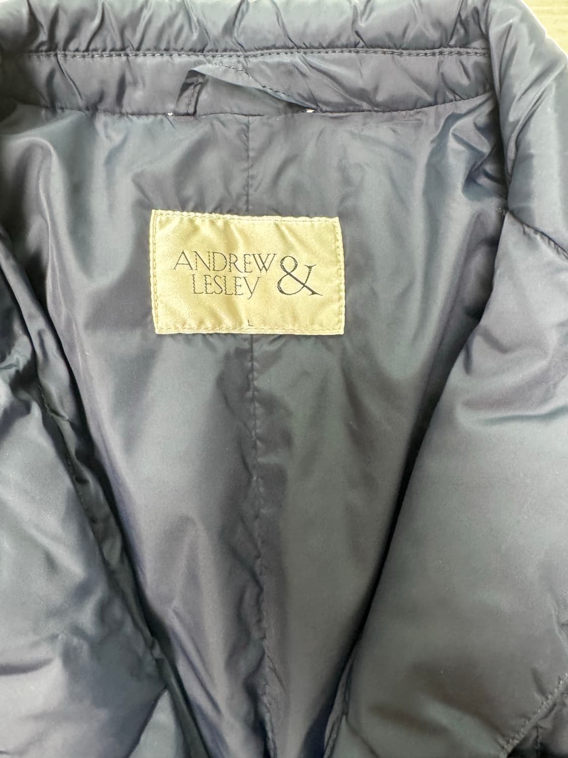 앤드류앤레슬리 덕다운 패딩코트 (체스터필드 코트 디자인) 상품이미지2