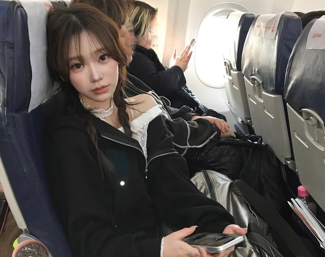 새상품 크롭 후드집업블랙+프릴 레이어드 스커트 상품이미지3