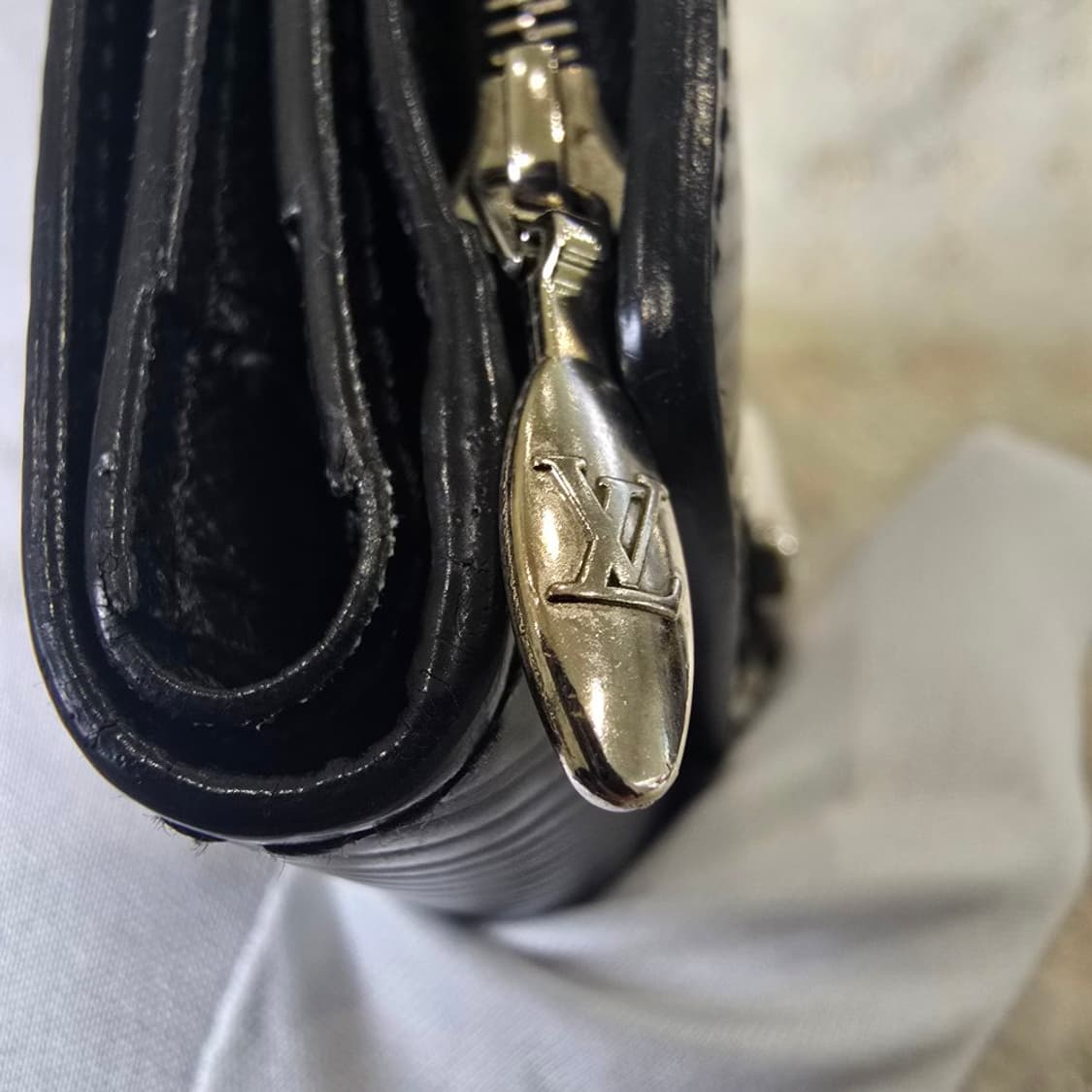 [중고/정품] 루이비통 에피 트위스트 XS 지갑 상품이미지6