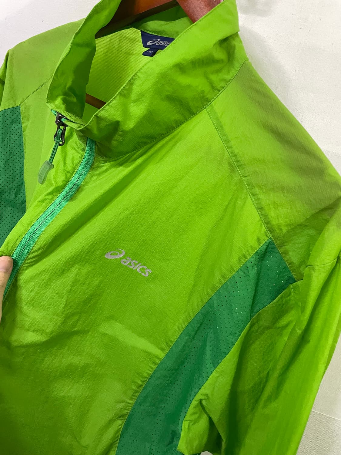 아식스 고프코어 바람막이 초경량 윈드러너 자켓 110 사이즈 상품이미지3
