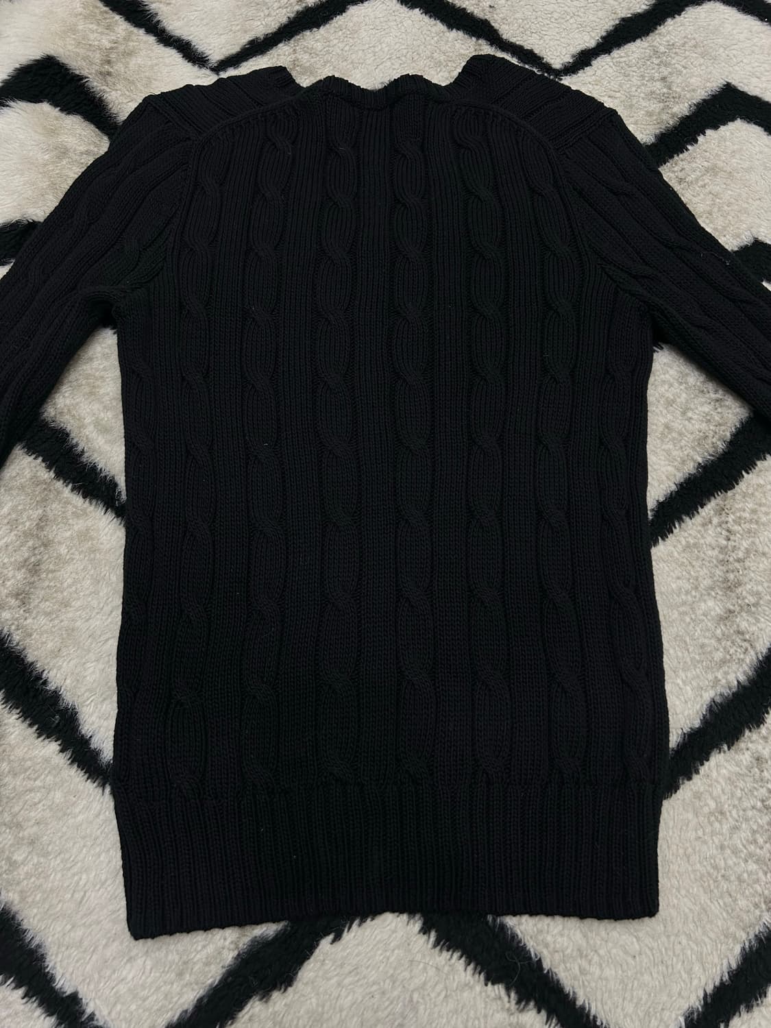 [XS]폴로랄프로렌 V넥 꽈배기 니트/블랙 상품이미지4