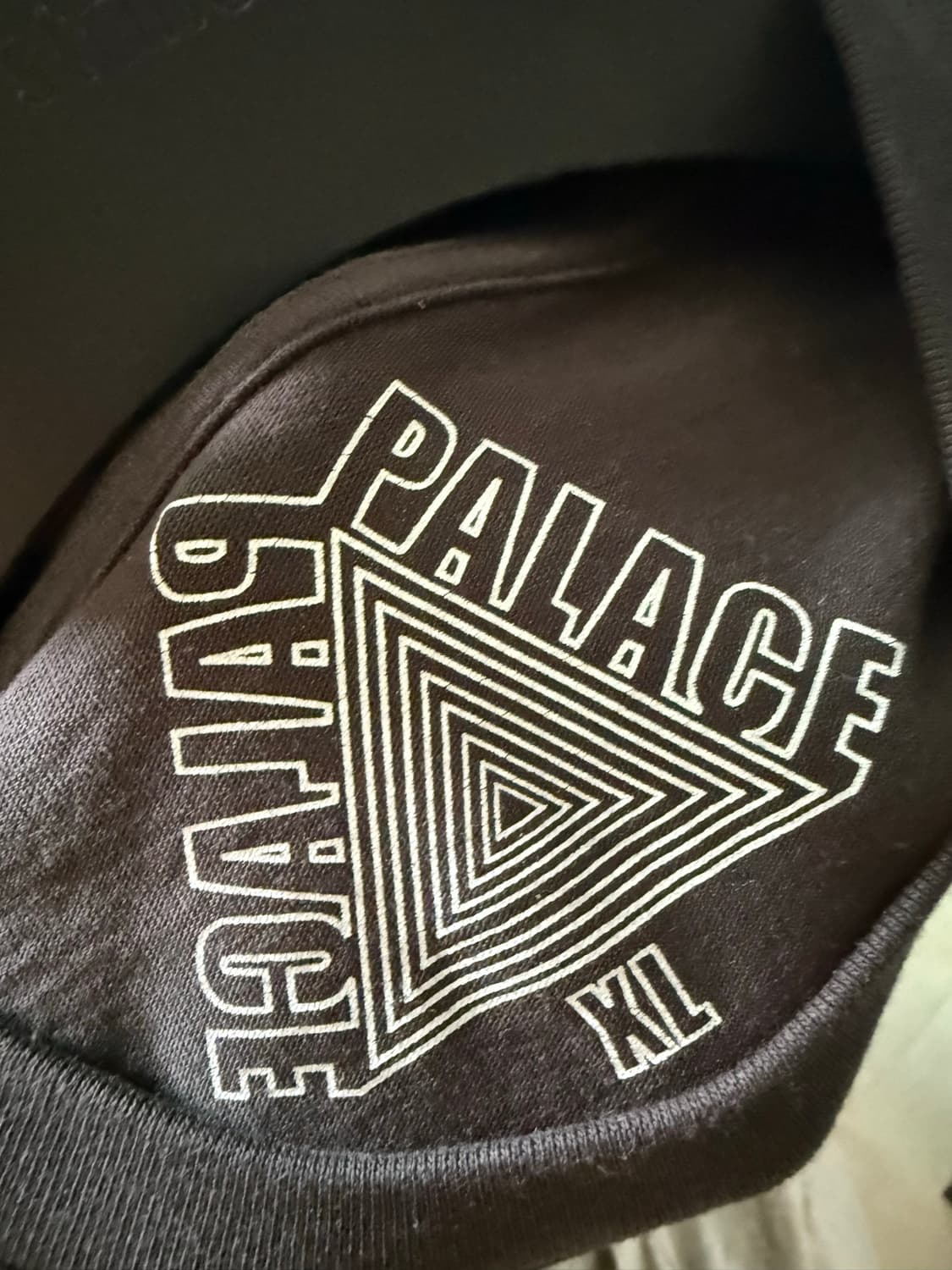 Palace globlerone tee 상품이미지3