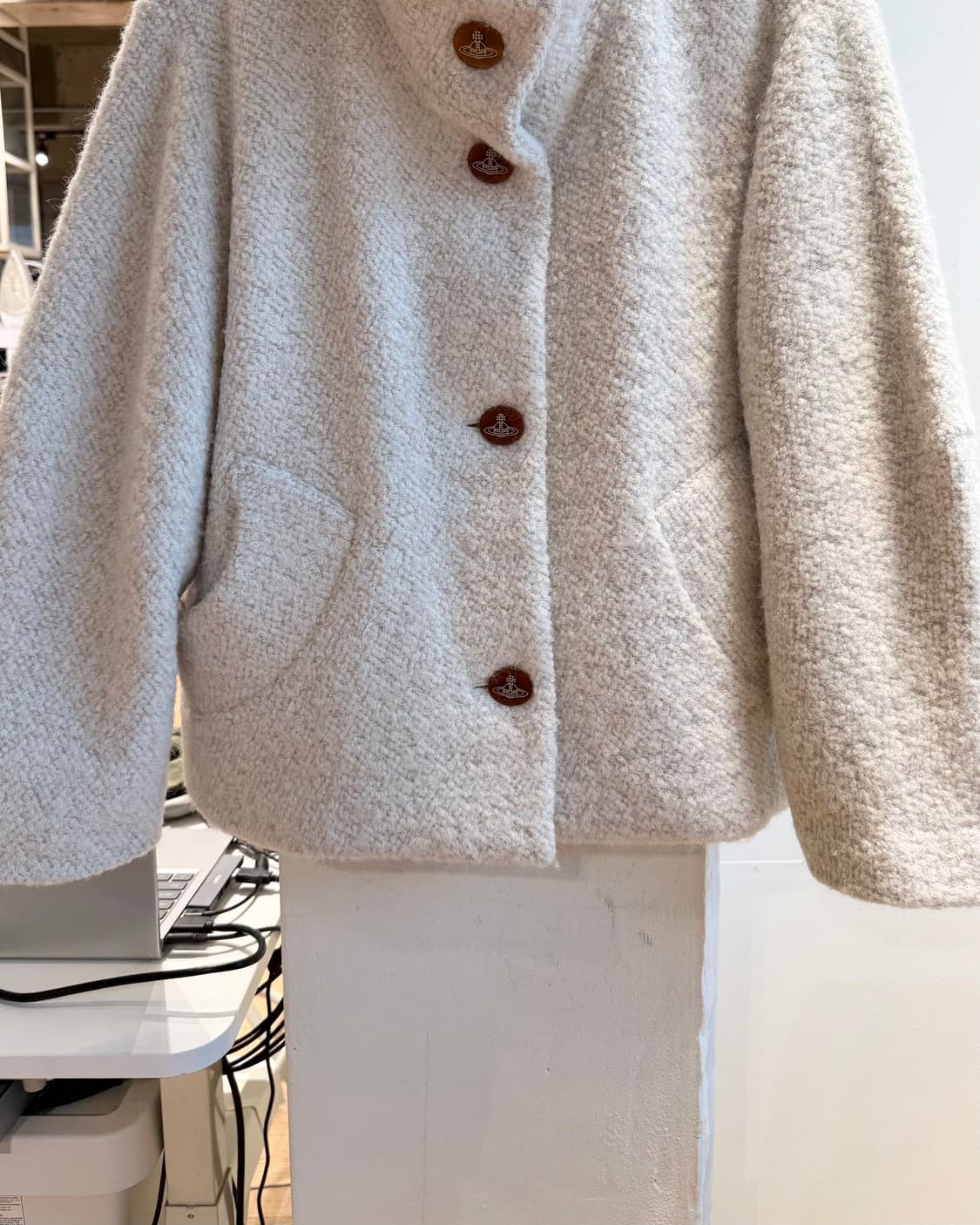 비비안 웨스트우드 아이보리 알파카울 자켓  상품이미지6