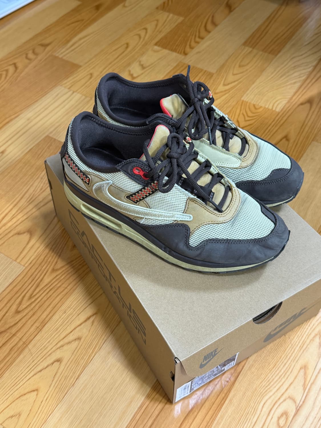 트래비스스캇 에어맥스1 (270) 상품이미지2