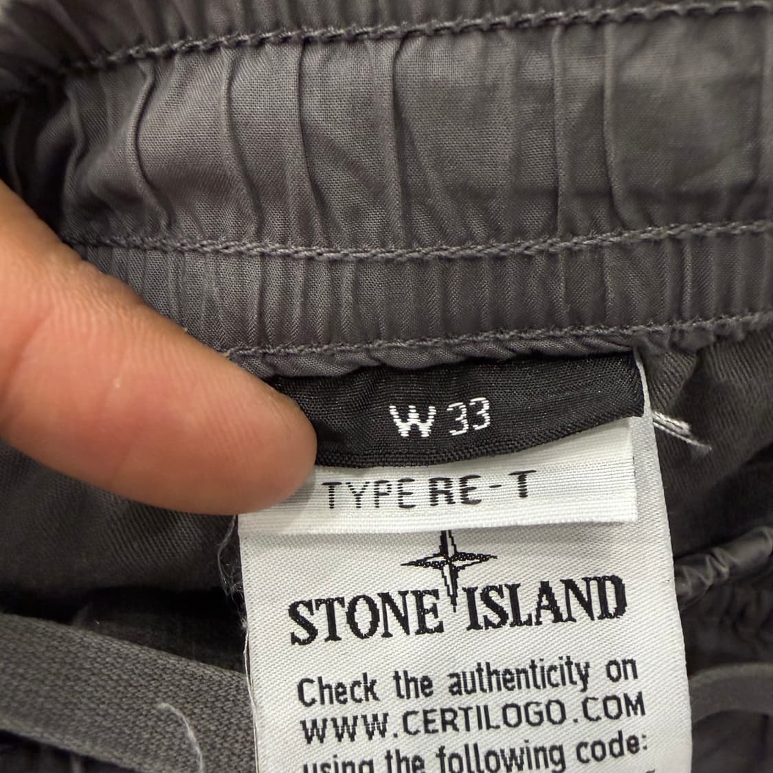 스톤아일랜드 코튼 와펜 카고 팬츠 상품이미지4