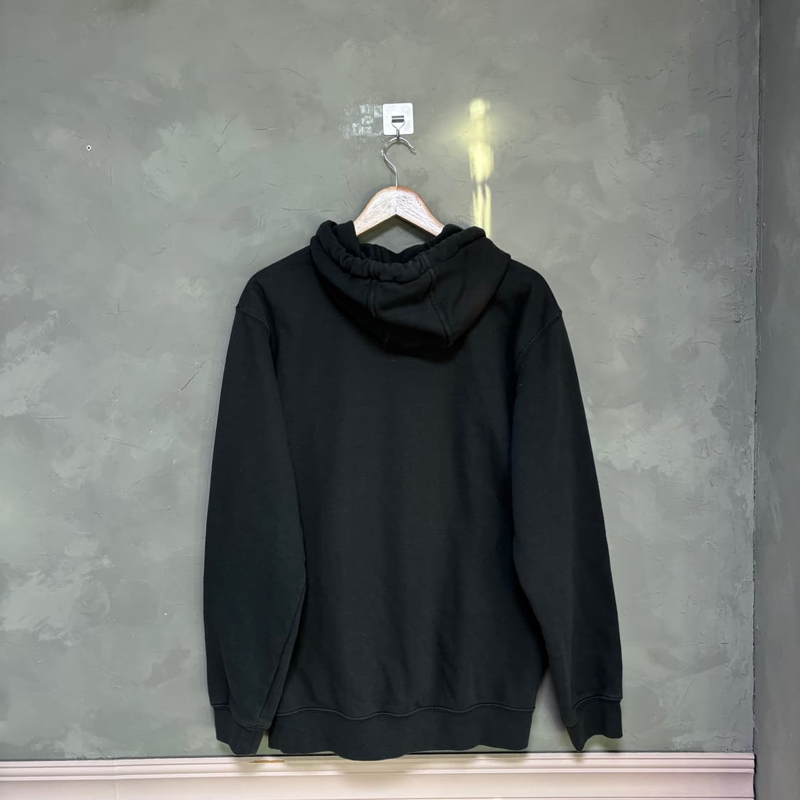 칼하트 후드 블랙 상품이미지4