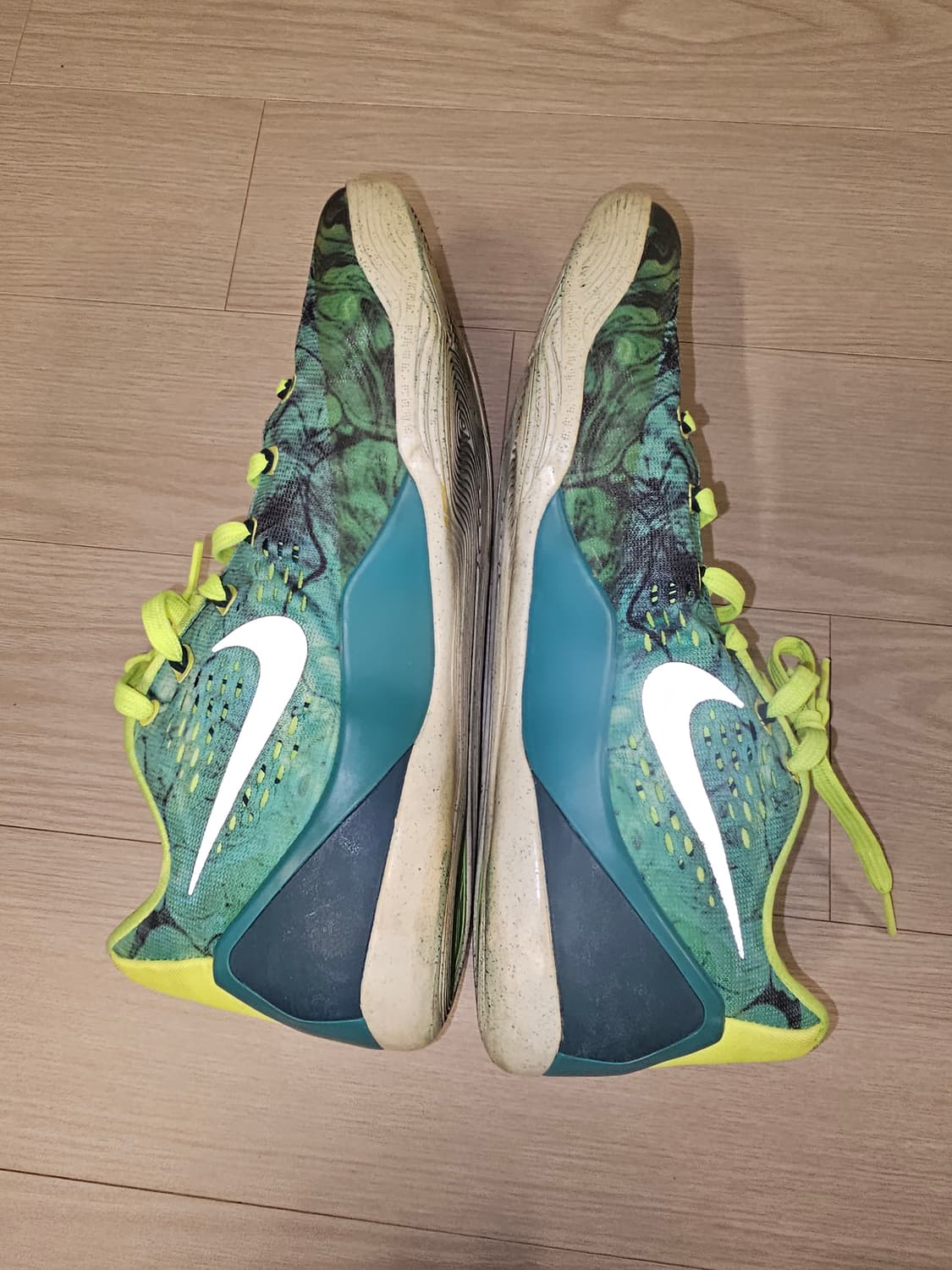 나이키 코비 9 스니커즈 상품이미지3