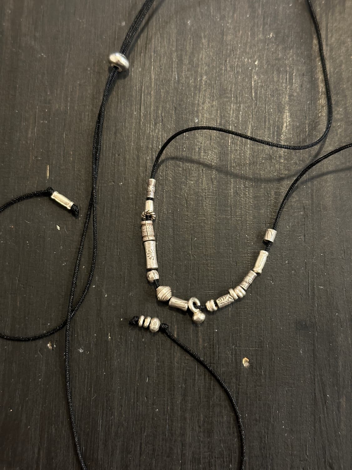 Musta karensilver mix black silk necklac 상품이미지3