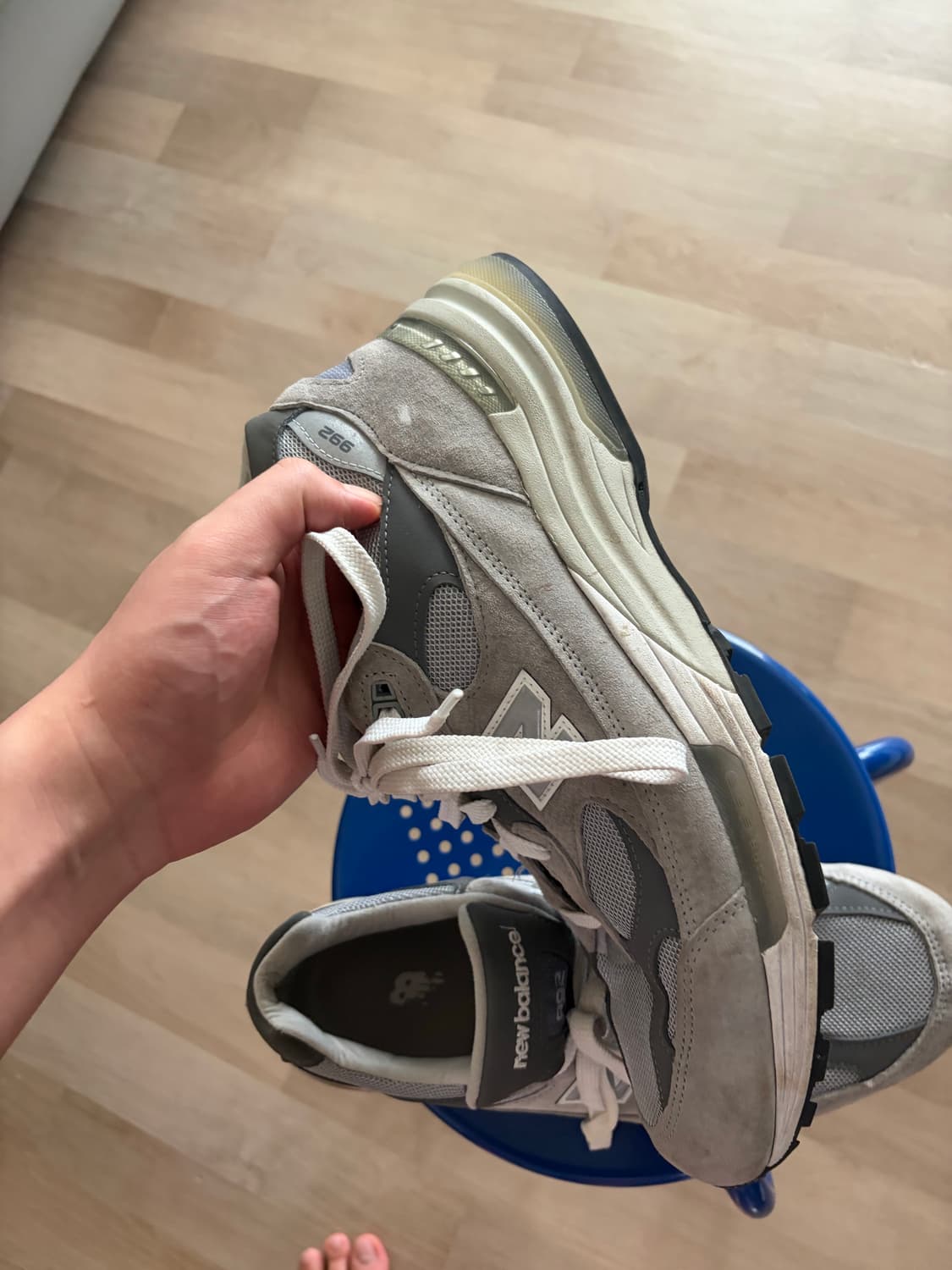 992 그레이 색상팝니다 310사이즈 상품이미지5