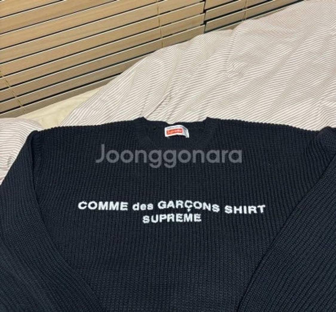 슈프림 꼼데가르송 니트 상품이미지1