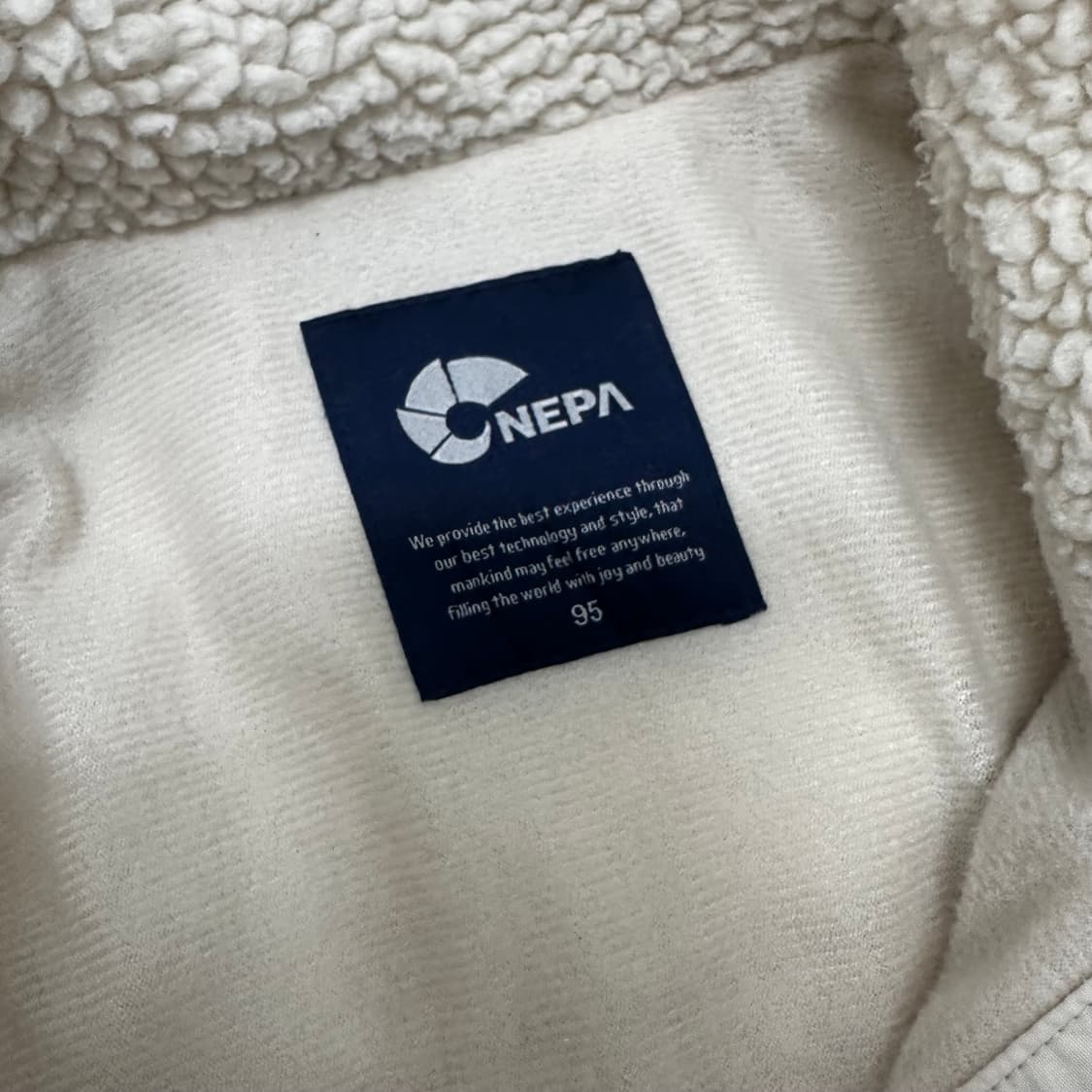 NEPA 네파 뽀글이 털 자켓 아이보리 95사이즈 상품이미지4