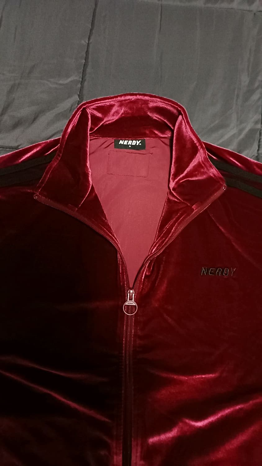 널디 오버핏벨벳저지 100 여성77 가슴61 기장65 상품이미지2