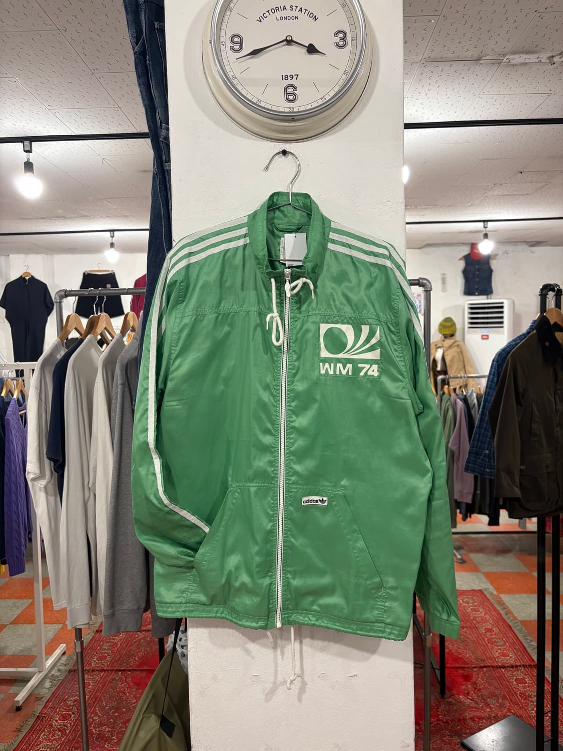 아디다스 바람막이 상품이미지1