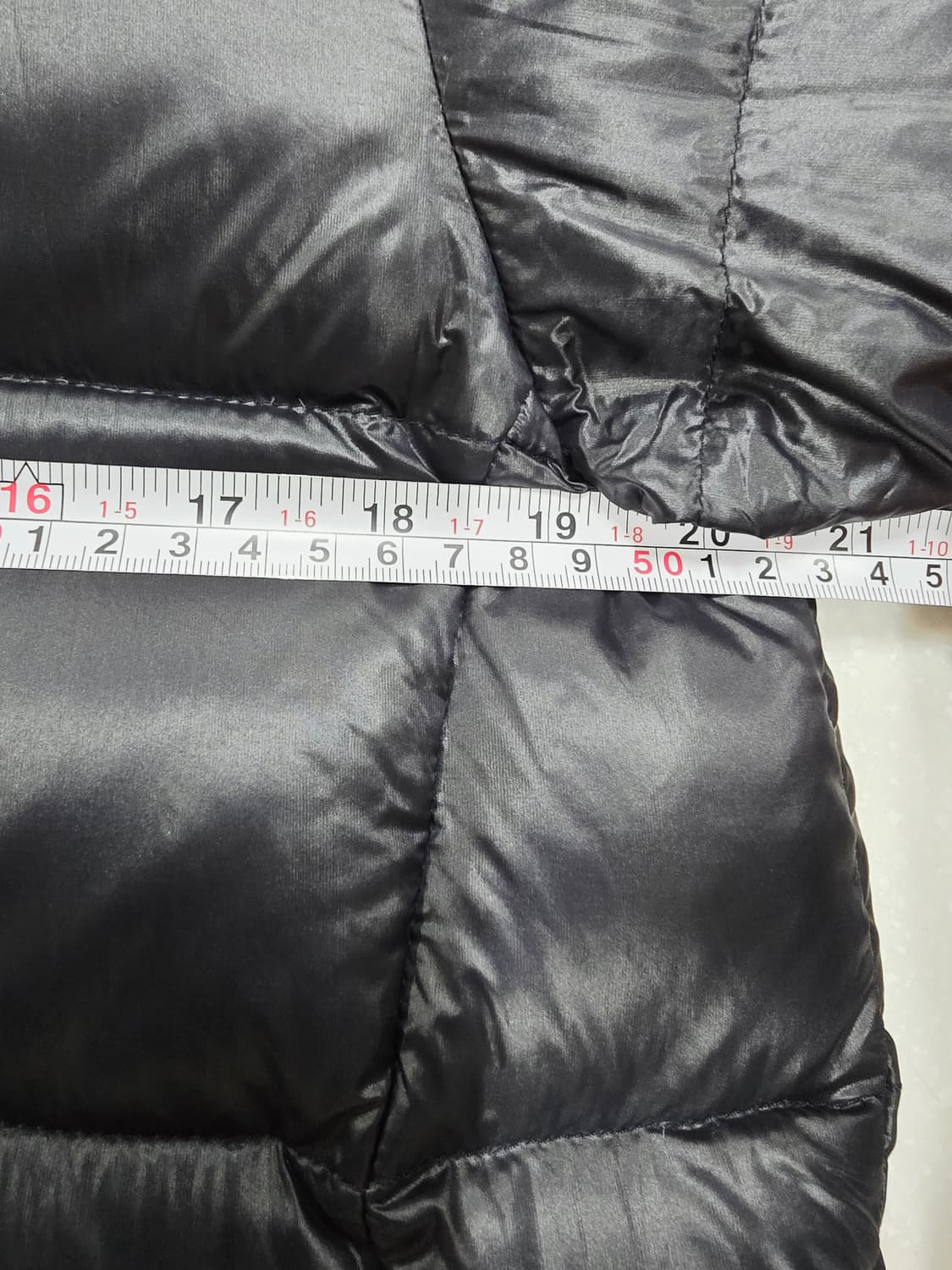 노스페이스 700 블랙 패딩 상품이미지5