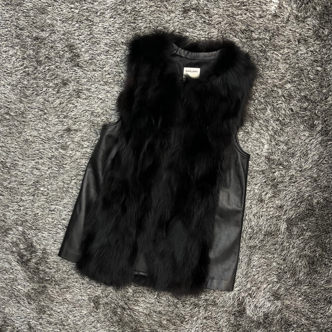 마리끌레르 여성 양가죽 여우털 베스트 (40) 66 상품이미지1