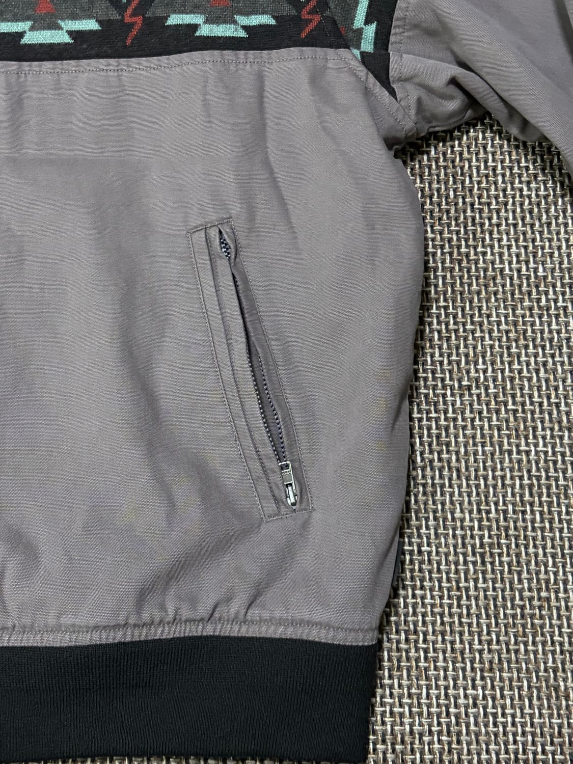 디스이즈네버댓 라인 봄버 자켓 상품이미지4