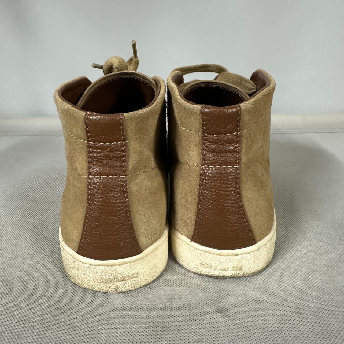 코치 스웨이드 앵클 부츠 상품이미지5