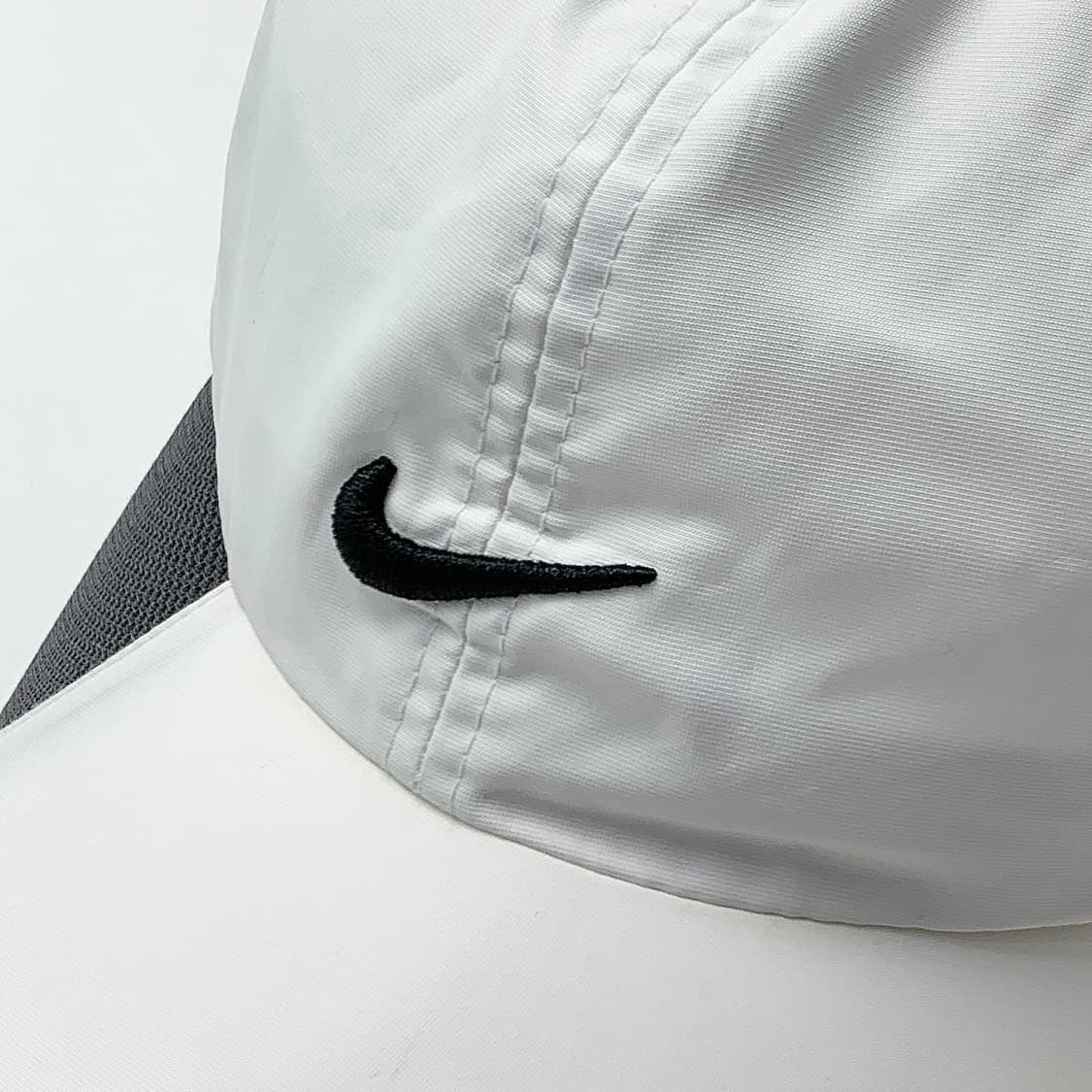 [OS/정품] 나이키 화이트 남여공용 볼캡모자
 상품이미지3