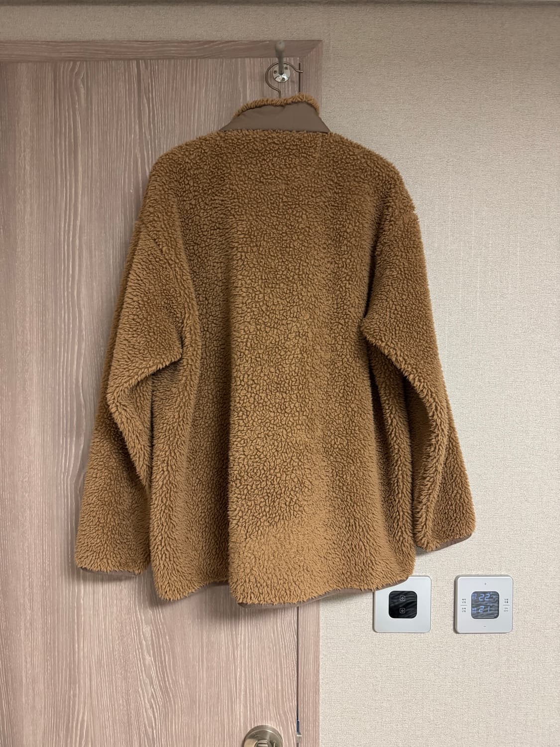 [Uniqlo]유니클로x화이트마운티니어링 풀오버 브라운(xl) 상품이미지2