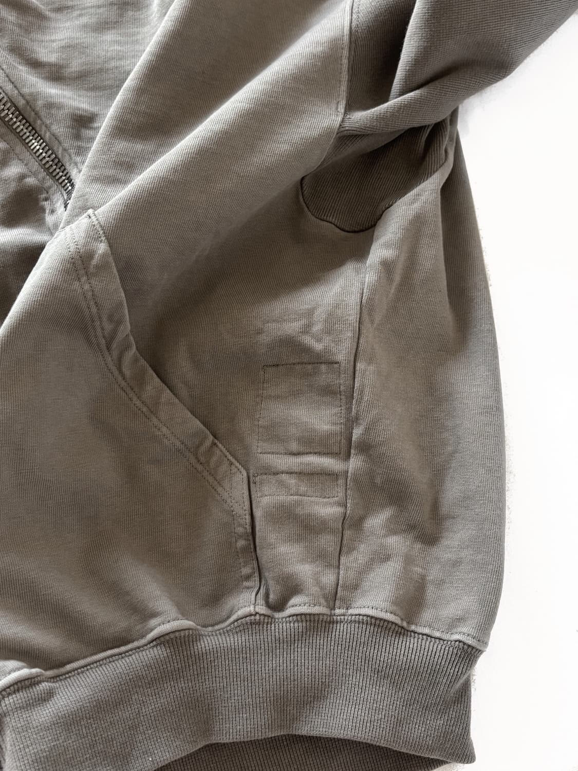 릭오웬스 다크쉐도우 하이넥집업 상품이미지3