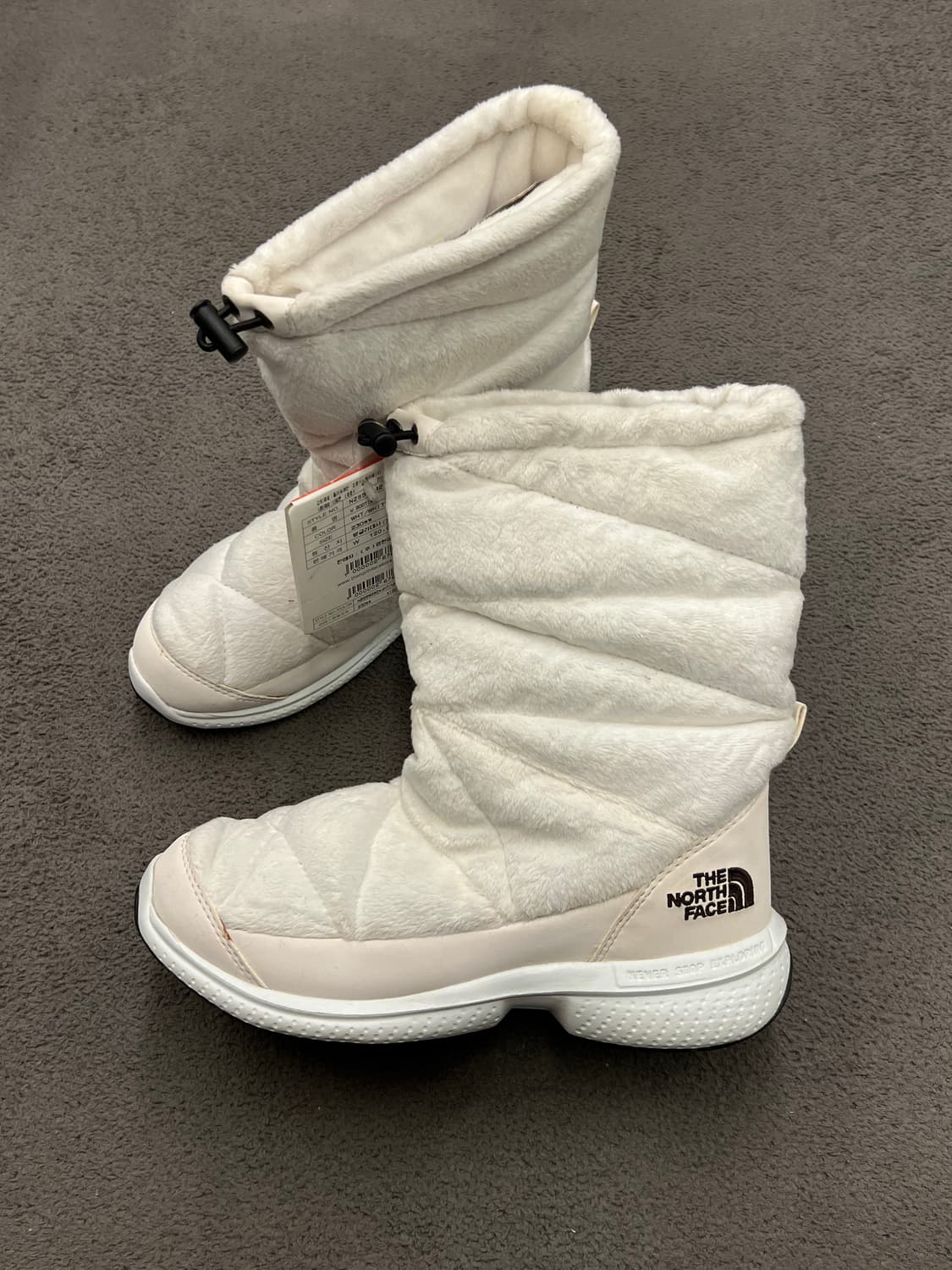 노스페이스 털 부츠 새상품 처분  상품이미지1