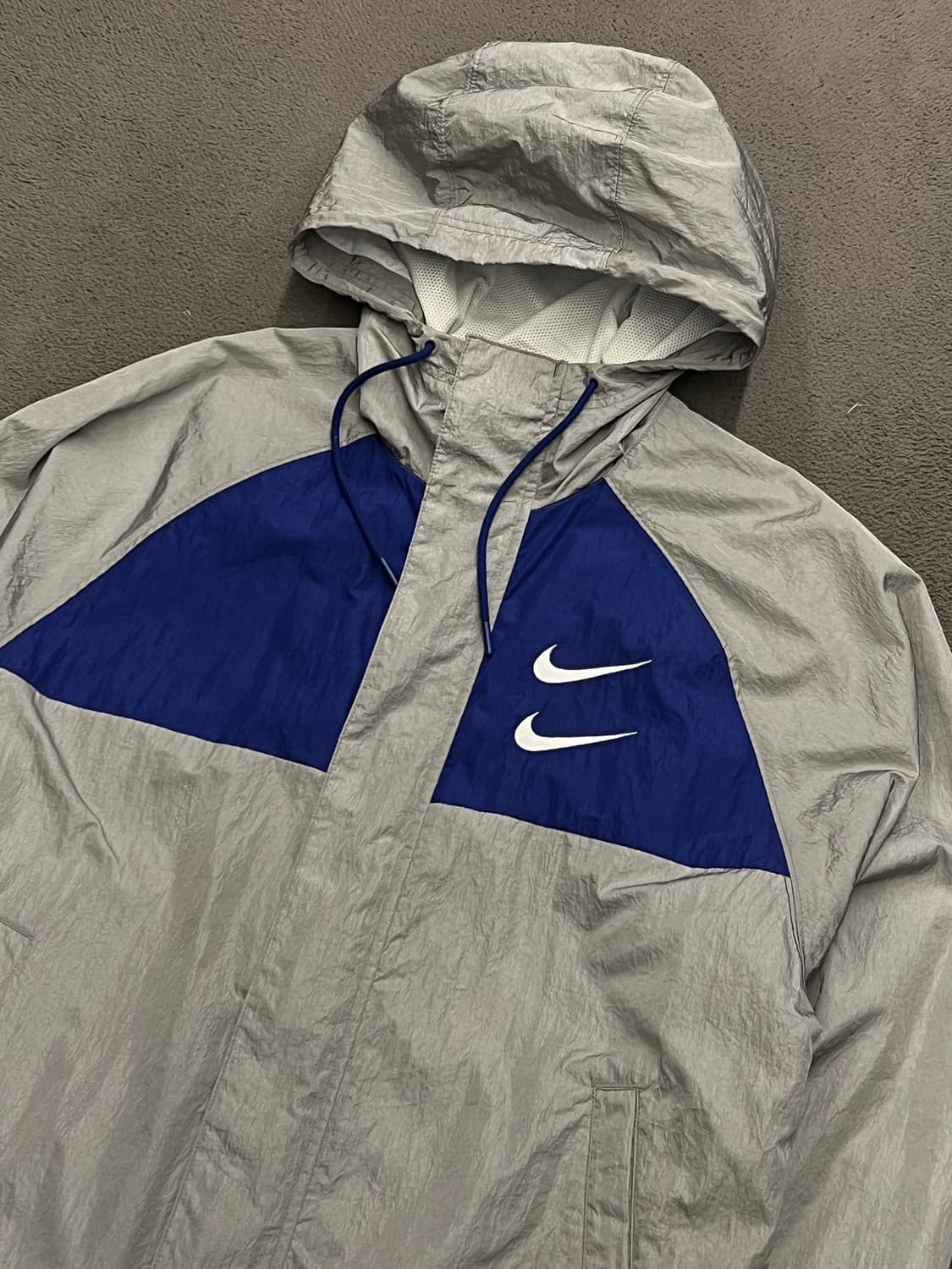 나이키 더블 스우시 바람막이 처분  상품이미지2