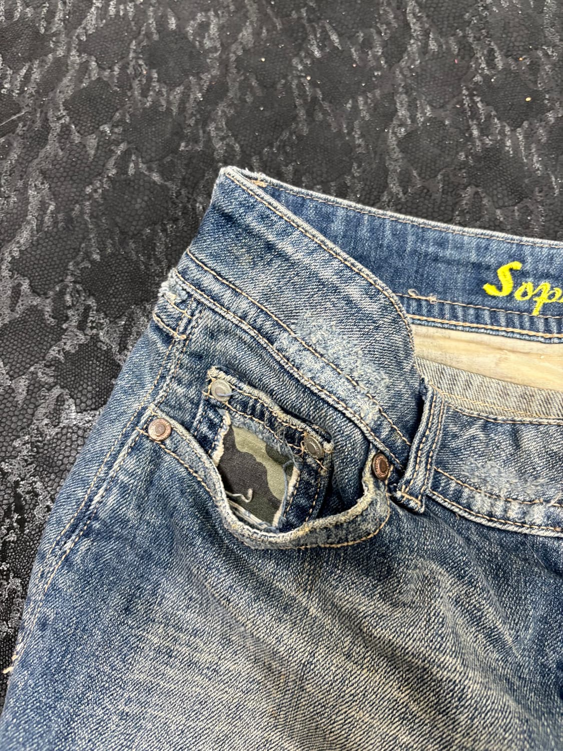 “Vintage” Y2K Mood Camo Detail Short Pan 상품이미지8