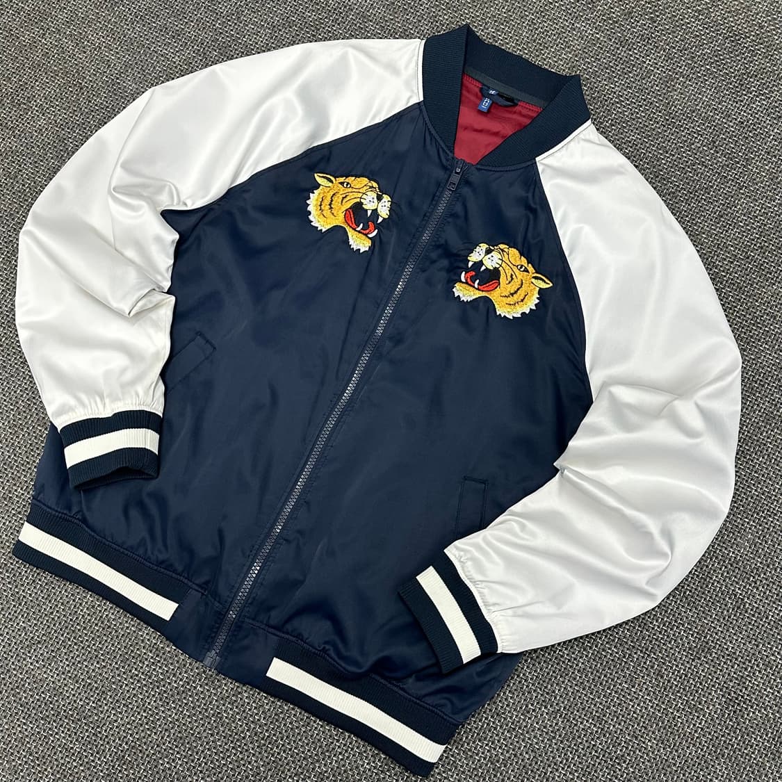 H&M 타이거 자수 빈티지 스카잔 XL 상품이미지3