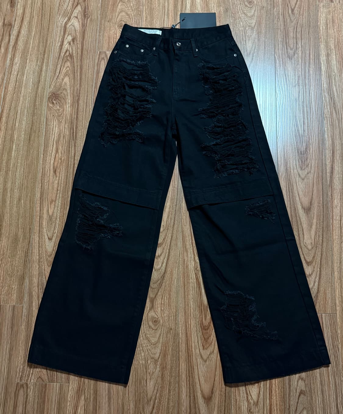 [새상품] 보헤미안서울 보헴서 니 오픈 립트 와이드 데님팬츠 블랙 상품이미지6