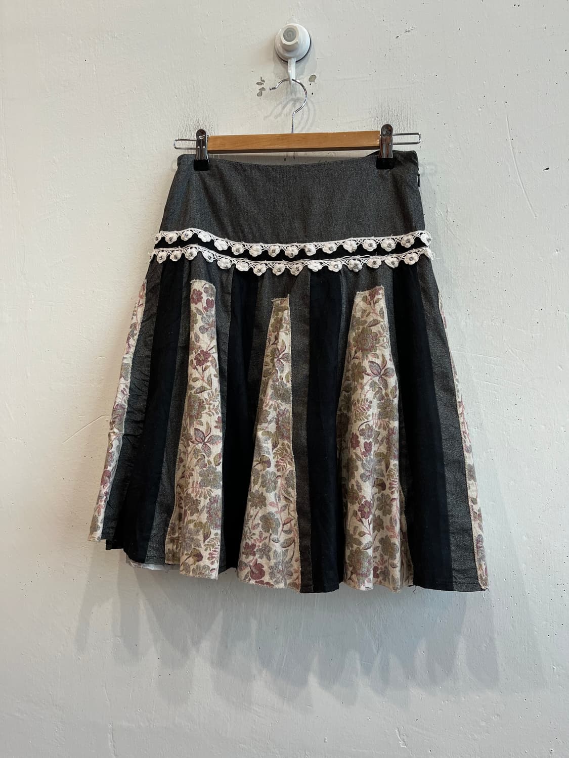 BLACK BUTTERFLY 레이스 스커트 치마  상품이미지1