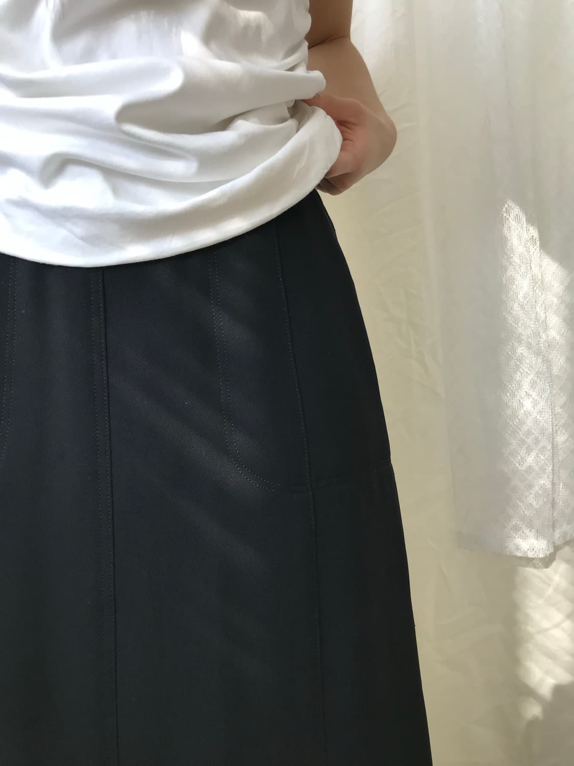 블랙 스티치 스커트  상품이미지4