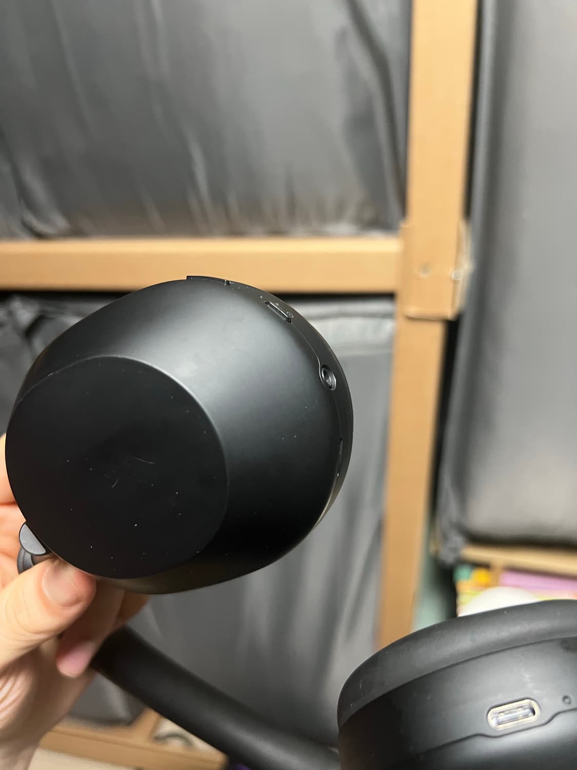 소니 WH-1000XM5 블랙 상세샷 포함 상품이미지3