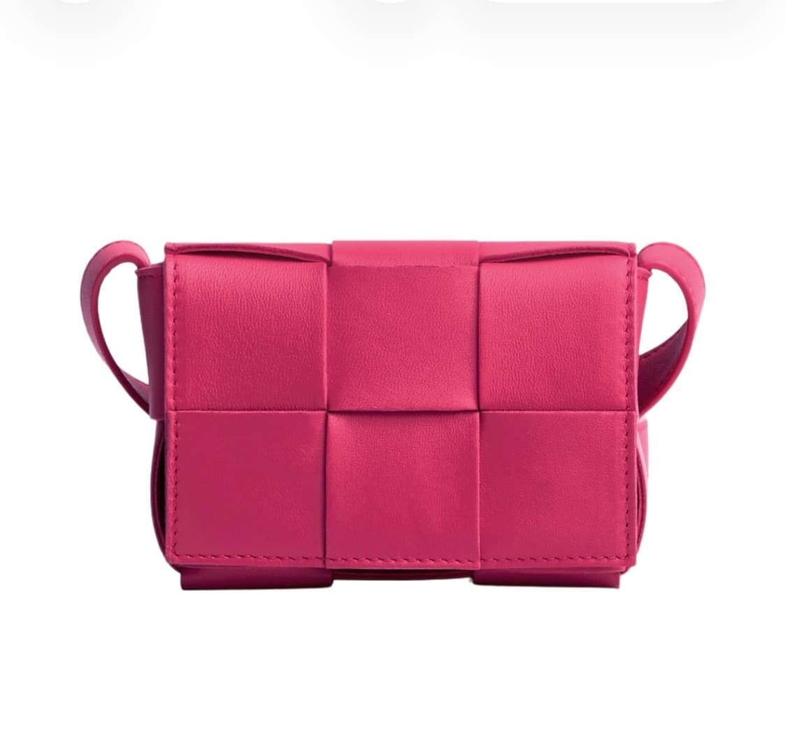 Bottega Veneta Mini Leather Cassette Cra 상품이미지1