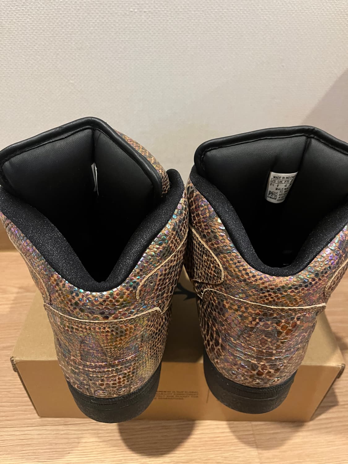 아디다스 레제미스캇 인스틴트 하이 상품이미지4