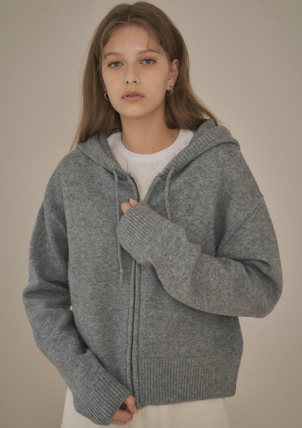 [새상품] 시야쥬 에센셜 니트 후드 집업 그레이 S 상품이미지1